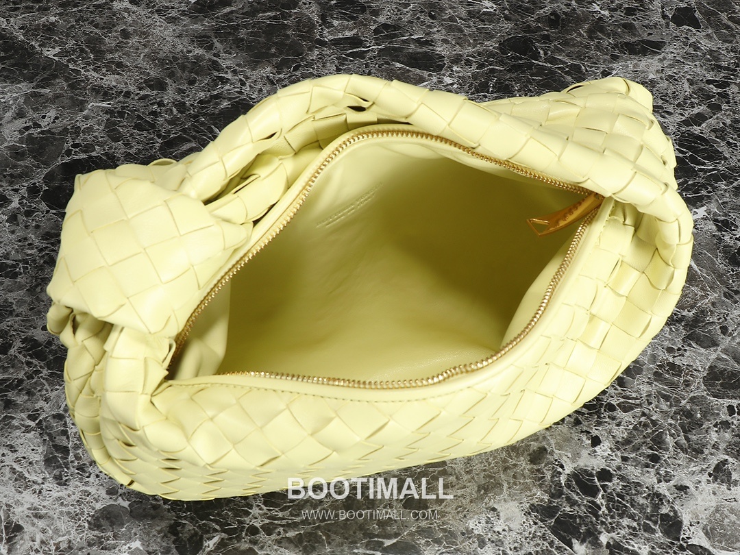 Bottega Veneta Jodie Intrecciato Nappa Leather Hobo Bag 보테가베네타 조디 인트레치아토 나파 호보백 36cm 8