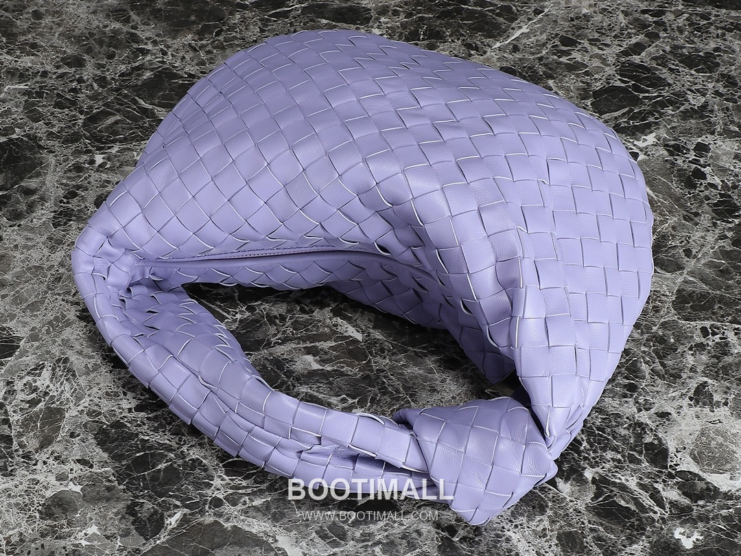 Bottega Veneta Jodie Intrecciato Nappa Leather Hobo Bag 보테가베네타 조디 인트레치아토 나파 호보백 36cm 2