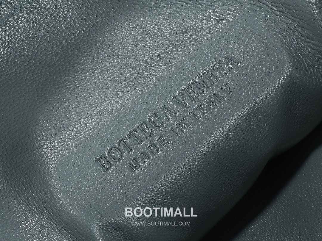 Bottega Veneta Jodie Intrecciato Nappa Leather Hobo Bag 보테가베네타 조디 인트레치아토 나파 호보백 36cm 8