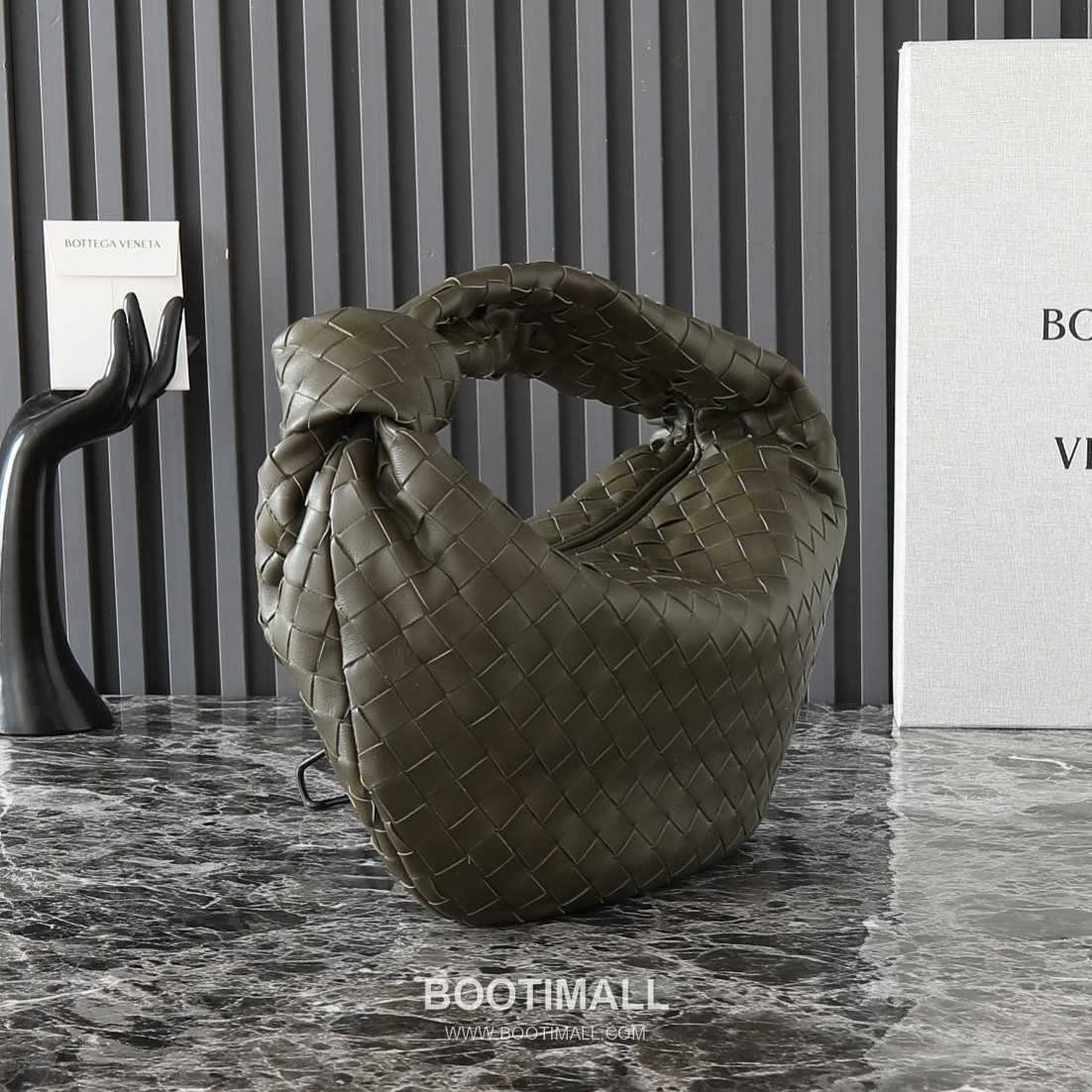 Bottega Veneta Jodie Intrecciato Nappa Leather Hobo Bag 보테가베네타 조디 인트레치아토 나파 호보백 36cm 2