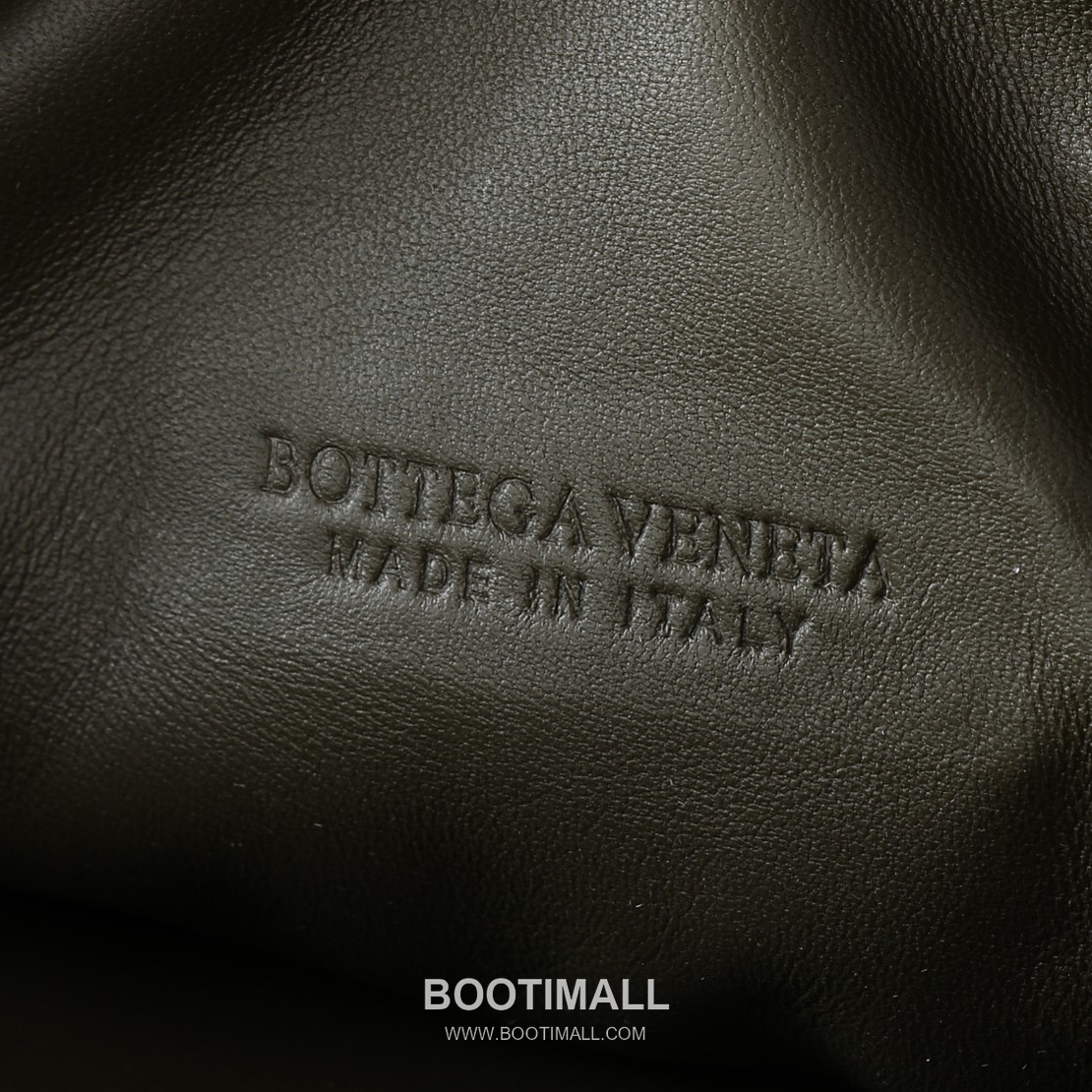 Bottega Veneta Jodie Intrecciato Nappa Leather Hobo Bag 보테가베네타 조디 인트레치아토 나파 호보백 36cm 9