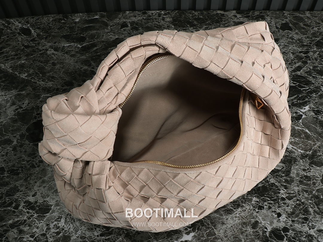 Bottega Veneta Jodie Intrecciato Nappa Leather Hobo Bag 보테가베네타 조디 인트레치아토 나파 호보백 36cm 7