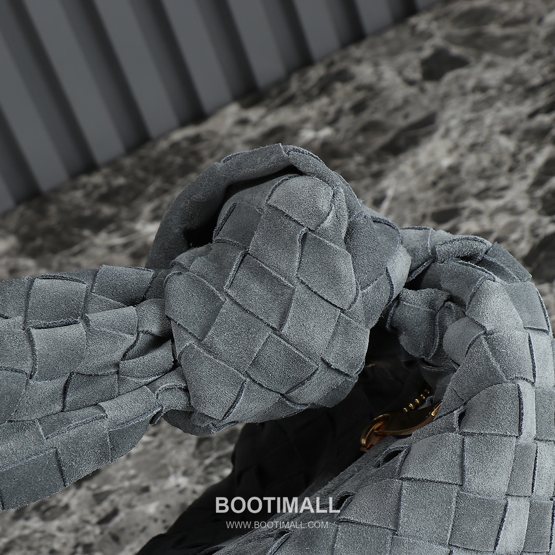 Bottega Veneta Jodie Intrecciato Nappa Leather Hobo Bag 보테가베네타 조디 인트레치아토 나파 호보백 36cm 5