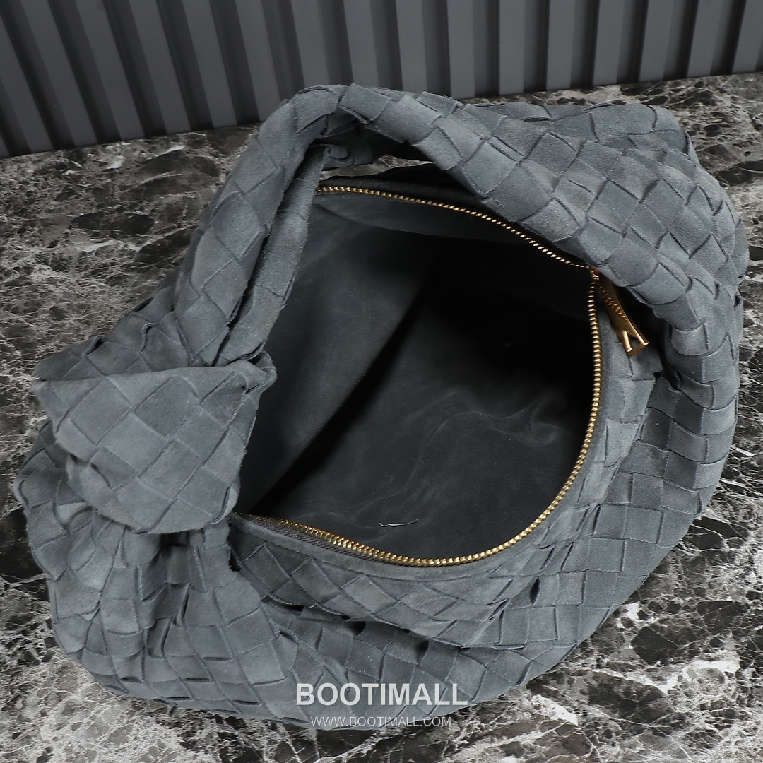 Bottega Veneta Jodie Intrecciato Nappa Leather Hobo Bag 보테가베네타 조디 인트레치아토 나파 호보백 36cm 7