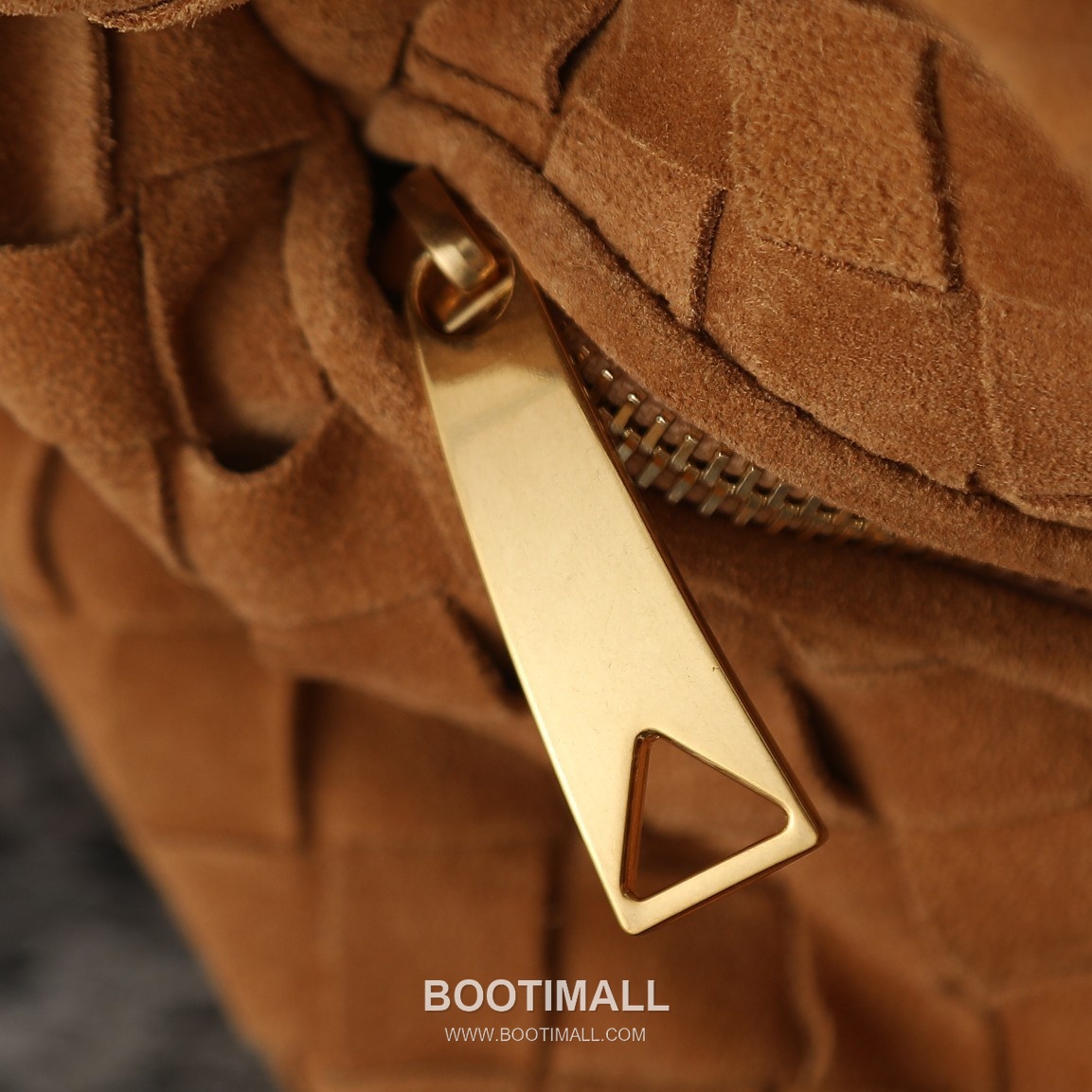 Bottega Veneta Jodie Intrecciato Nappa Leather Hobo Bag 보테가베네타 조디 인트레치아토 나파 호보백 36cm 6