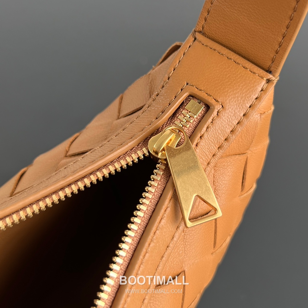 Bottega Veneta Mini Sunrise Intrecciato Nappa Leather Shoulder Bag 보테가베네타 미니 선라이즈 인트레치아토 나파 숄더백 23cm 7