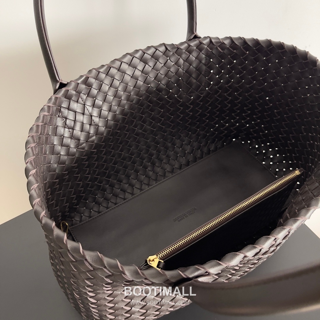 Bottega Veneta Cabat Intrecciato Nappa Leather Tote Bag 보테가베네타 카바 인트레치아토 나파 토트백 48cm 8