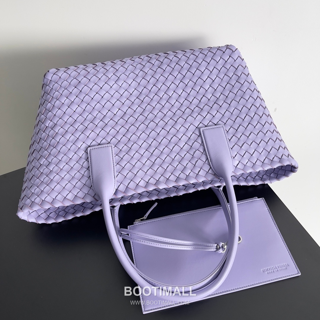 Bottega Veneta Cabat Intrecciato Nappa Leather Tote Bag 보테가베네타 카바 인트레치아토 나파 토트백 48cm 2