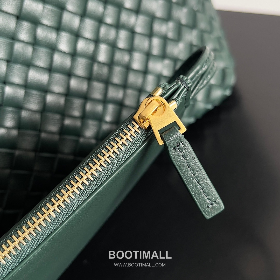 Bottega Veneta Cabat Intrecciato Nappa Leather Tote Bag 보테가베네타 카바 인트레치아토 나파 토트백 48cm 7