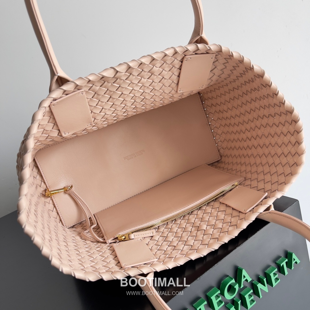 Bottega Veneta Cabat Intrecciato Nappa Leather Tote Bag 보테가베네타 카바 인트레치아토 나파 토트백 48cm 8