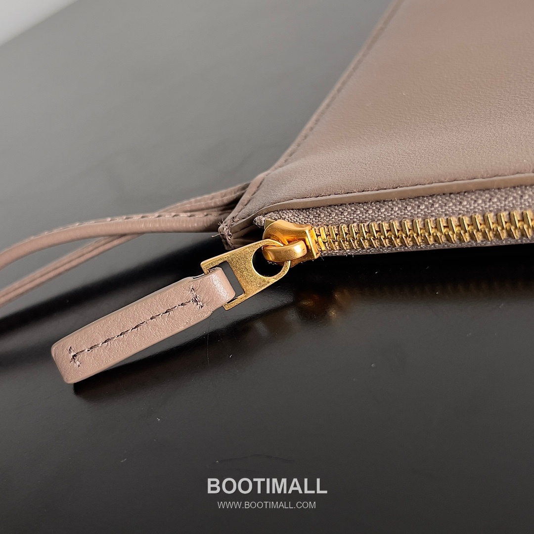 Bottega Veneta Cabat Intrecciato Nappa Leather Tote Bag 보테가베네타 카바 인트레치아토 나파 토트백 48cm 9