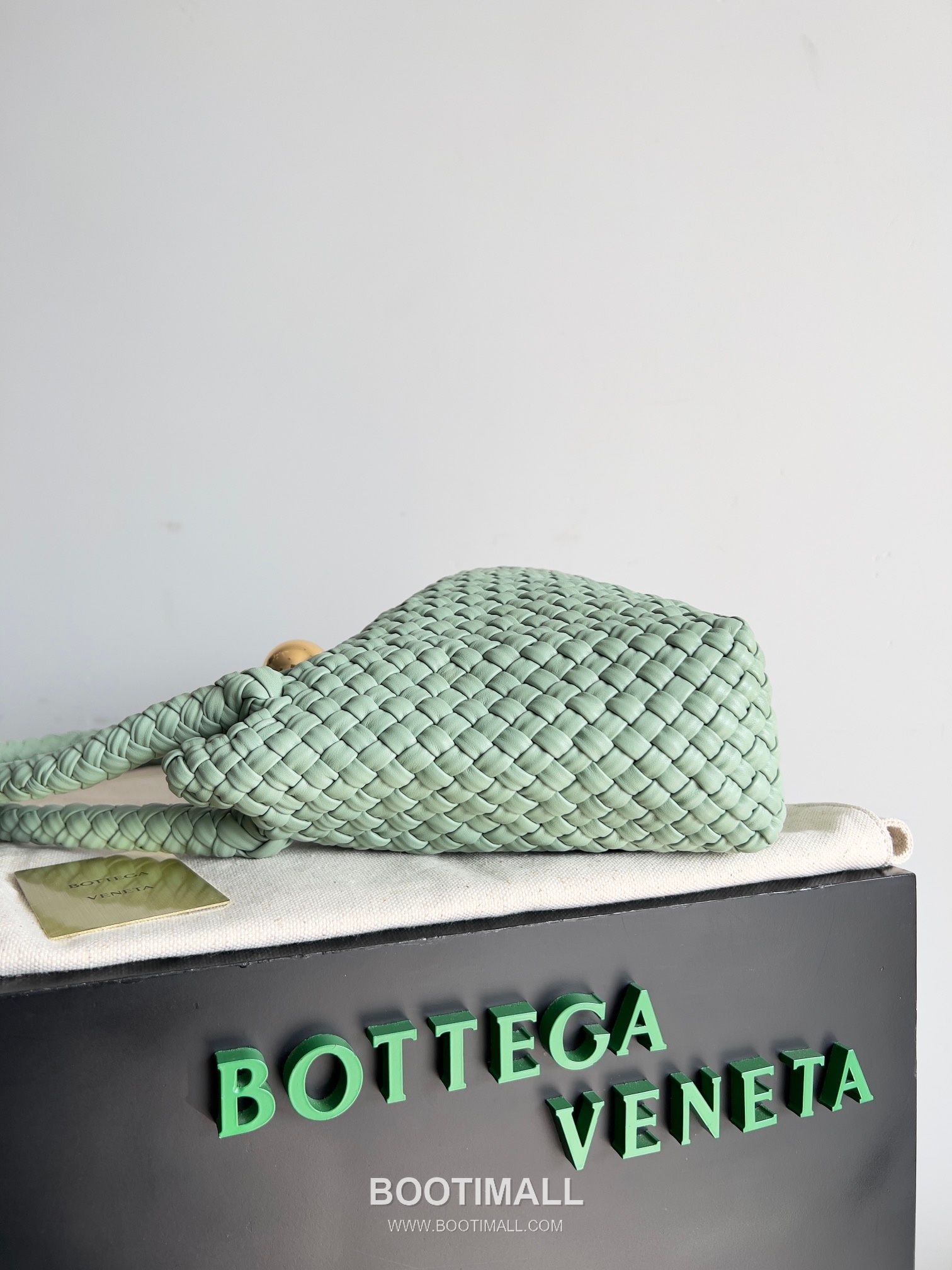 Bottega Veneta Tosca Intrecciato Nappa Leather Shoulder Bag 보테가베네타 토스카 인트레치아토 나파 숄더백 27cm 2