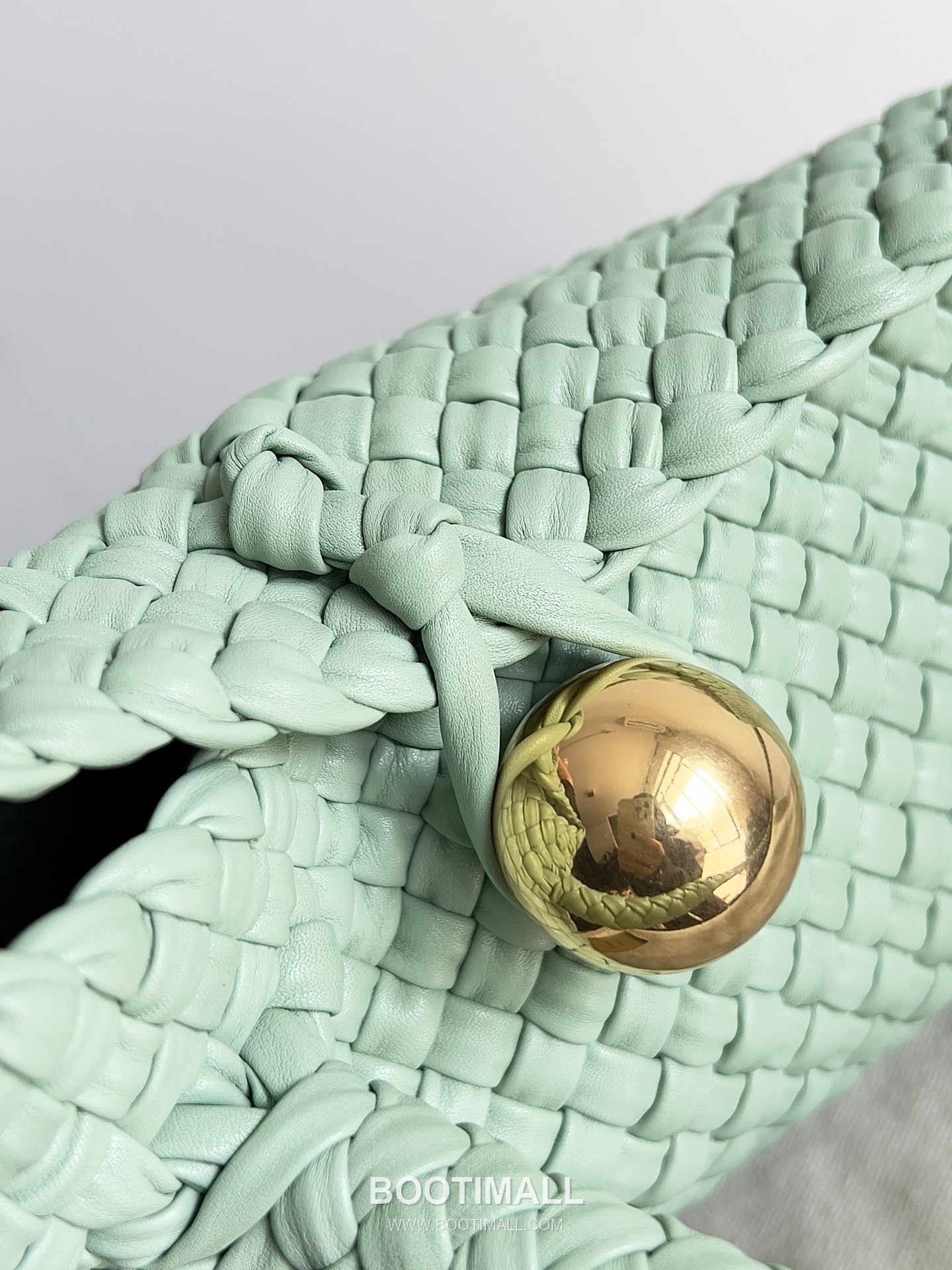 Bottega Veneta Tosca Intrecciato Nappa Leather Shoulder Bag 보테가베네타 토스카 인트레치아토 나파 숄더백 27cm 5