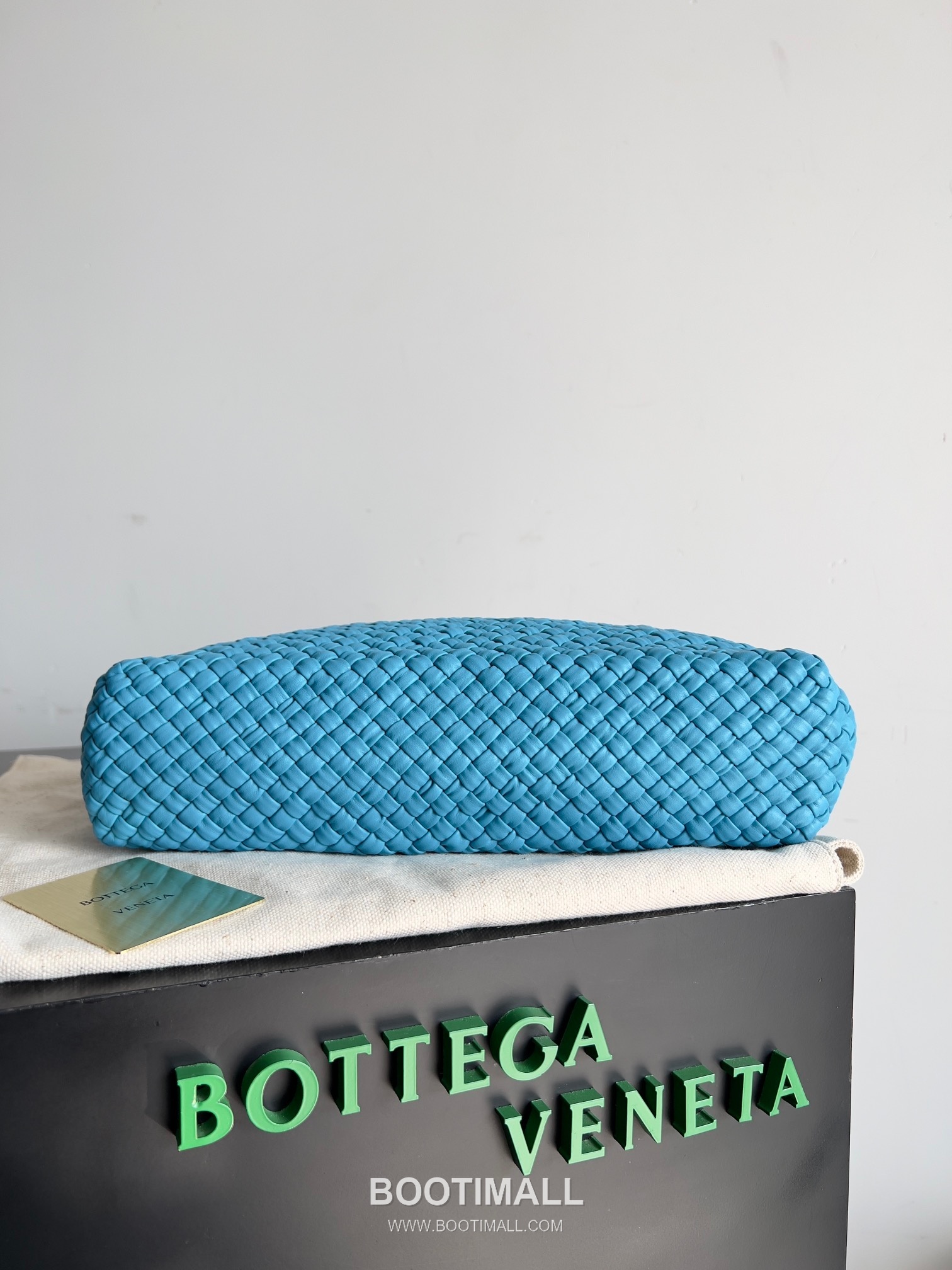 Bottega Veneta Tosca Intrecciato Nappa Leather Shoulder Bag 보테가베네타 토스카 인트레치아토 나파 숄더백 27cm 4