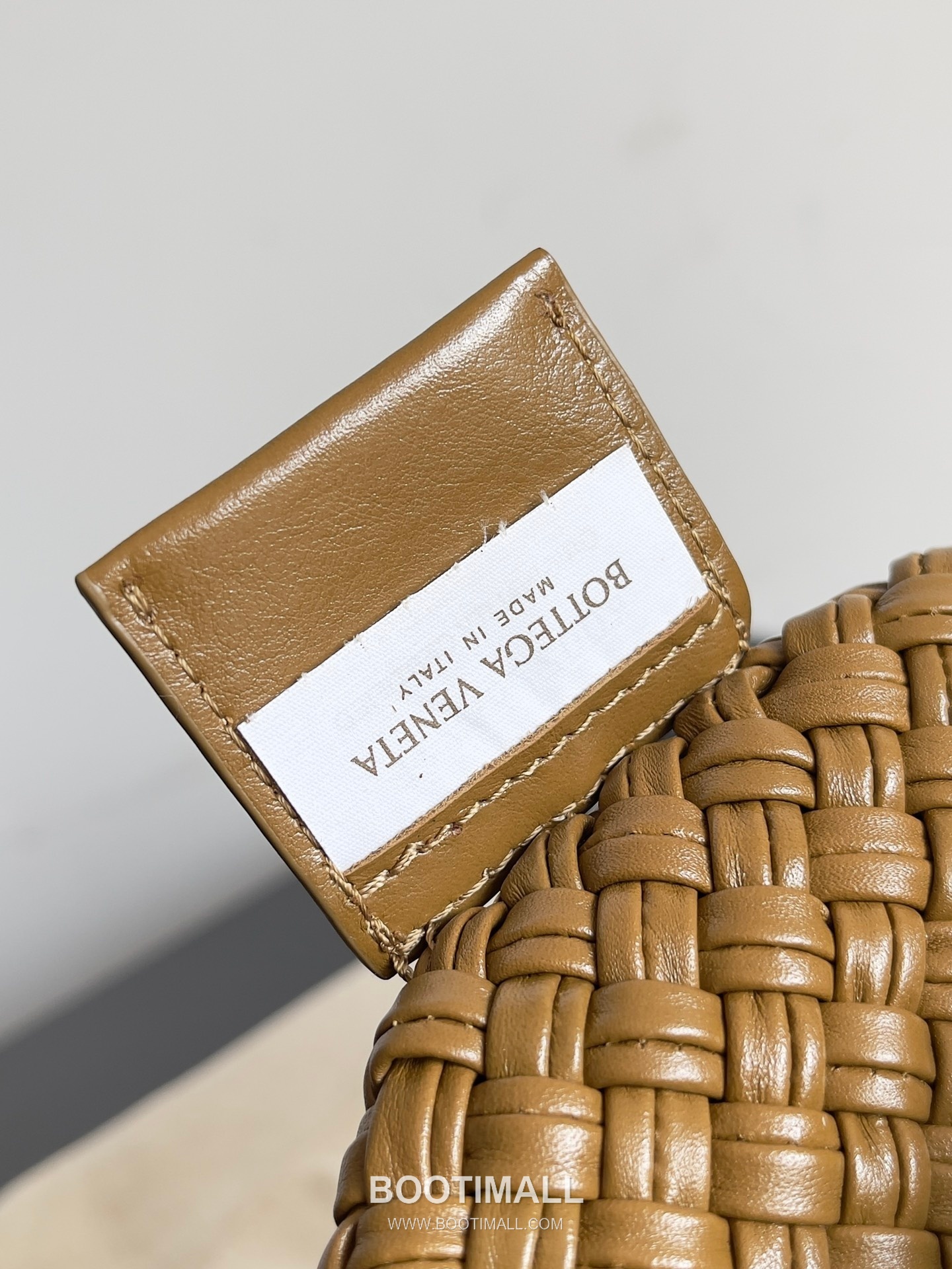 Bottega Veneta Tosca Intrecciato Nappa Leather Shoulder Bag 보테가베네타 토스카 인트레치아토 나파 숄더백 27cm 8