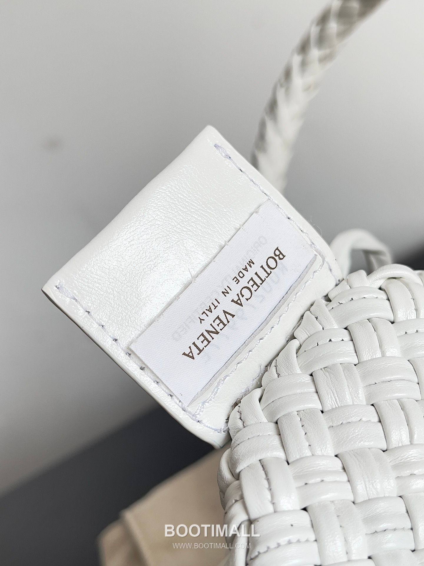 Bottega Veneta Tosca Intrecciato Nappa Leather Shoulder Bag 보테가베네타 토스카 인트레치아토 나파 숄더백 27cm 7