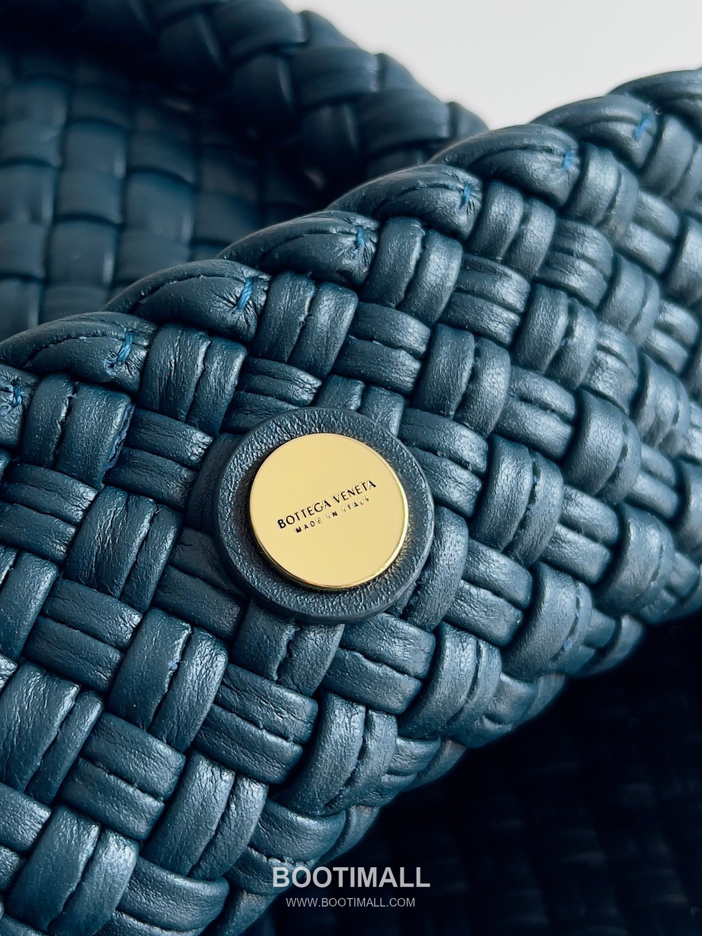 Bottega Veneta Tosca Intrecciato Nappa Leather Shoulder Bag 보테가베네타 토스카 인트레치아토 나파 숄더백 27cm 7