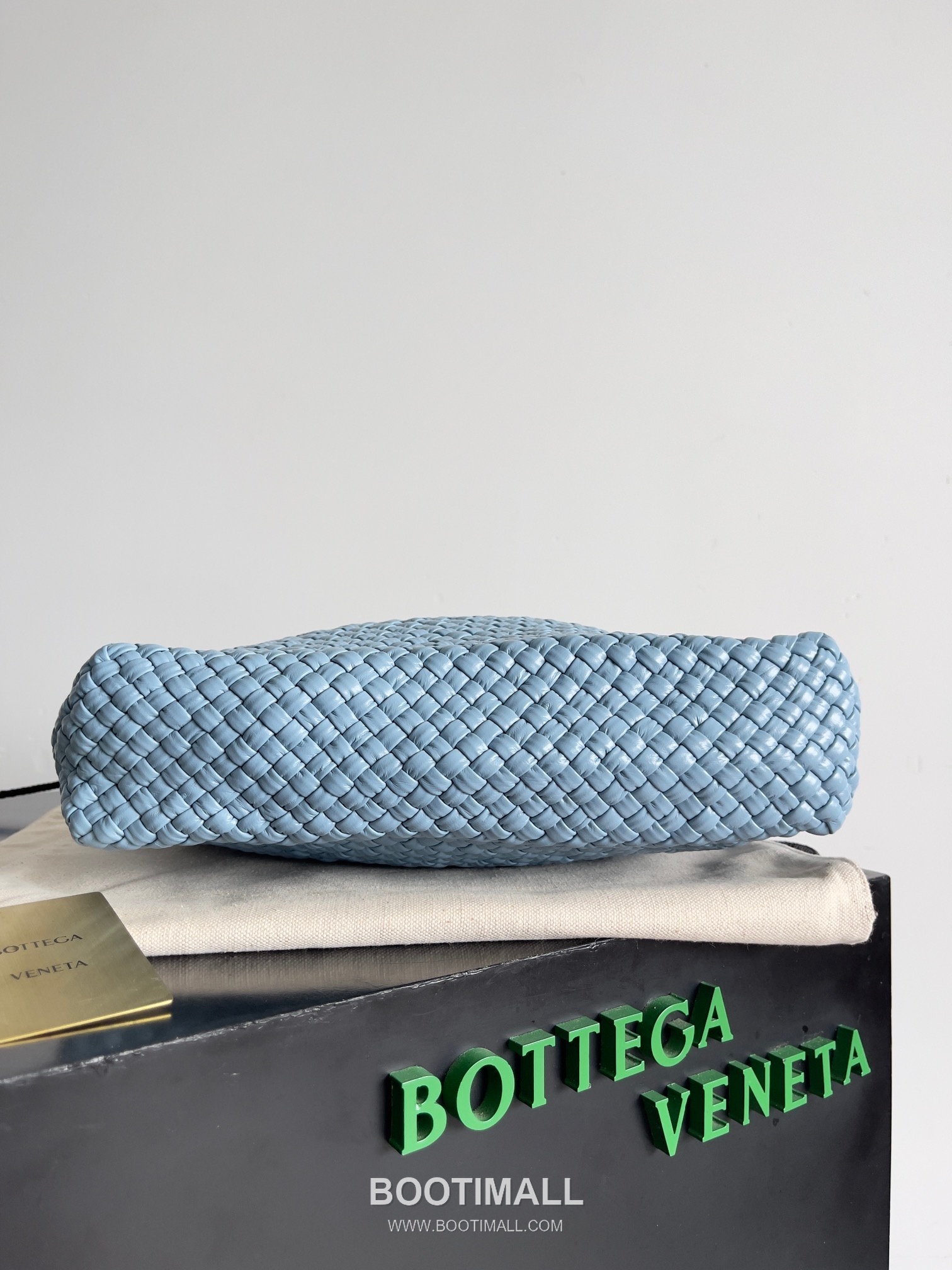 Bottega Veneta Tosca Intrecciato Nappa Leather Shoulder Bag 보테가베네타 토스카 인트레치아토 나파 숄더백 27cm 4