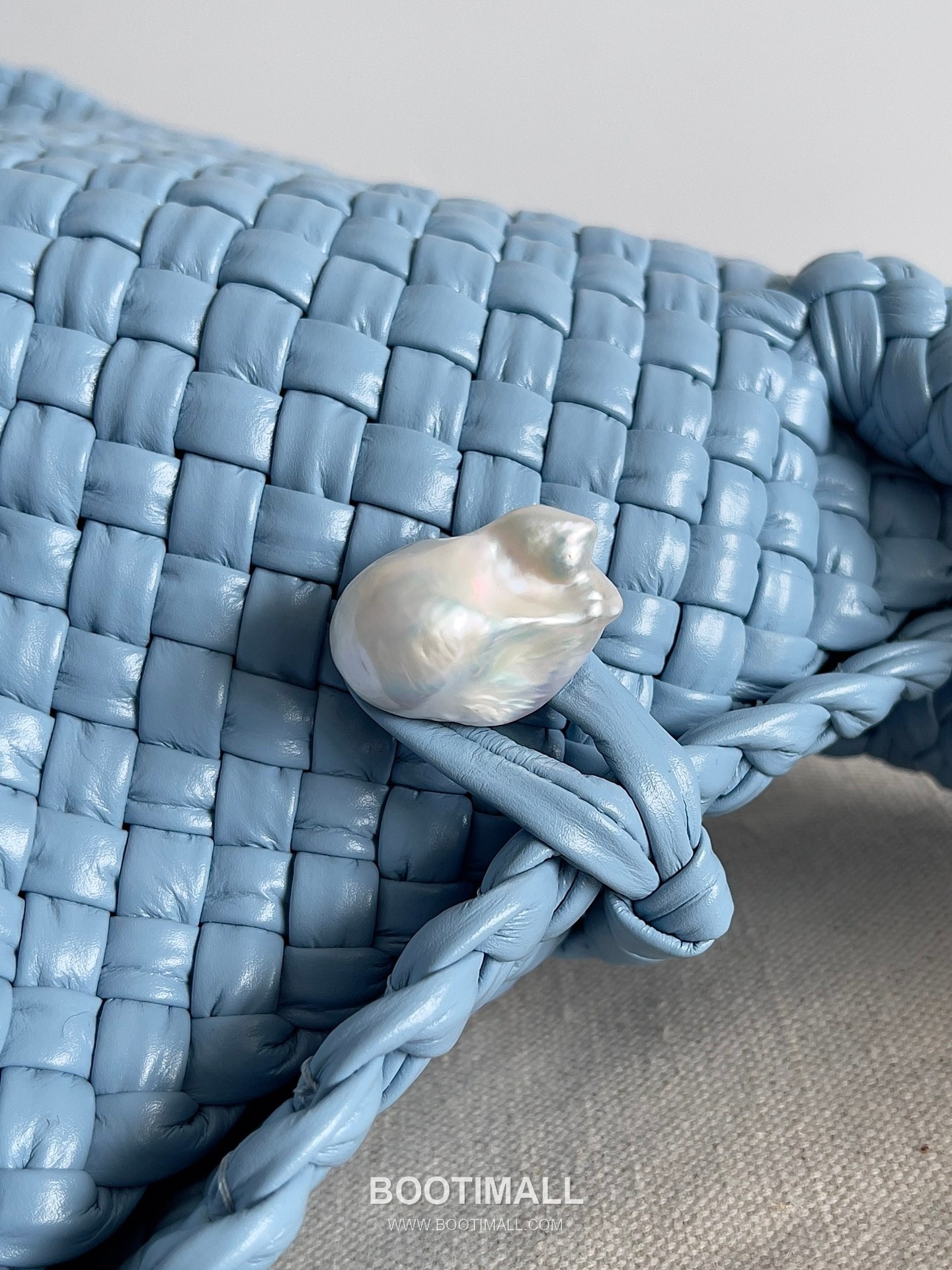 Bottega Veneta Tosca Intrecciato Nappa Leather Shoulder Bag 보테가베네타 토스카 인트레치아토 나파 숄더백 27cm 6