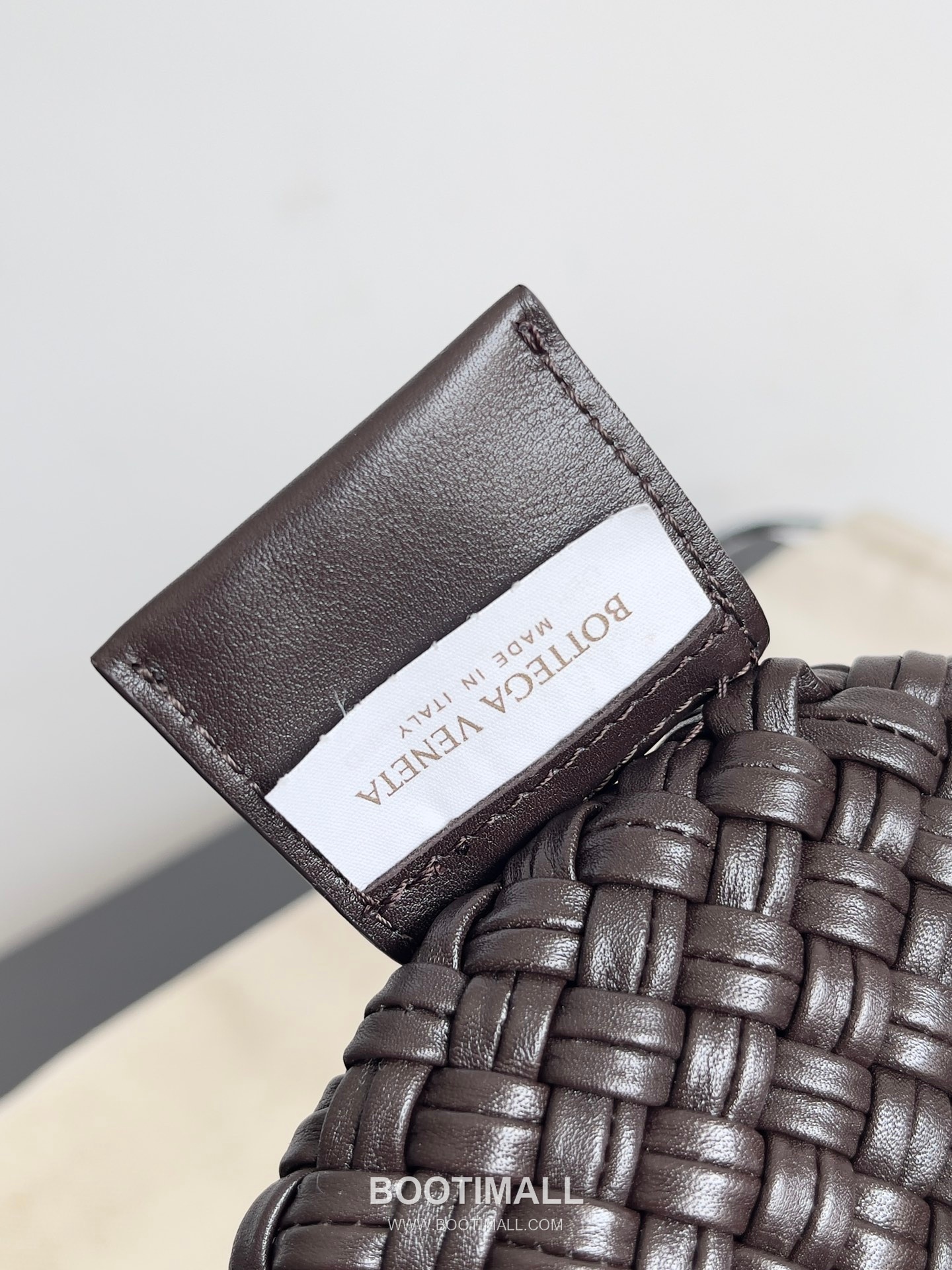 Bottega Veneta Tosca Intrecciato Nappa Leather Shoulder Bag 보테가베네타 토스카 인트레치아토 나파 숄더백 27cm 6