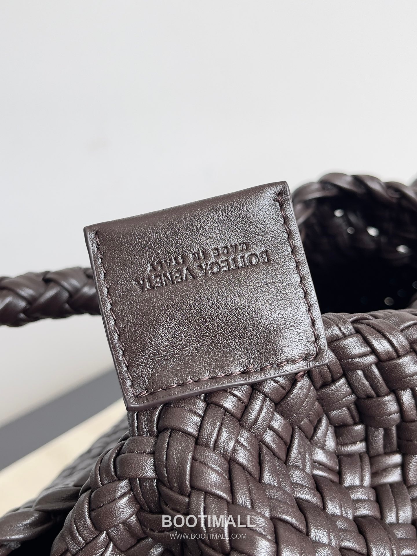 Bottega Veneta Tosca Intrecciato Nappa Leather Shoulder Bag 보테가베네타 토스카 인트레치아토 나파 숄더백 27cm 7