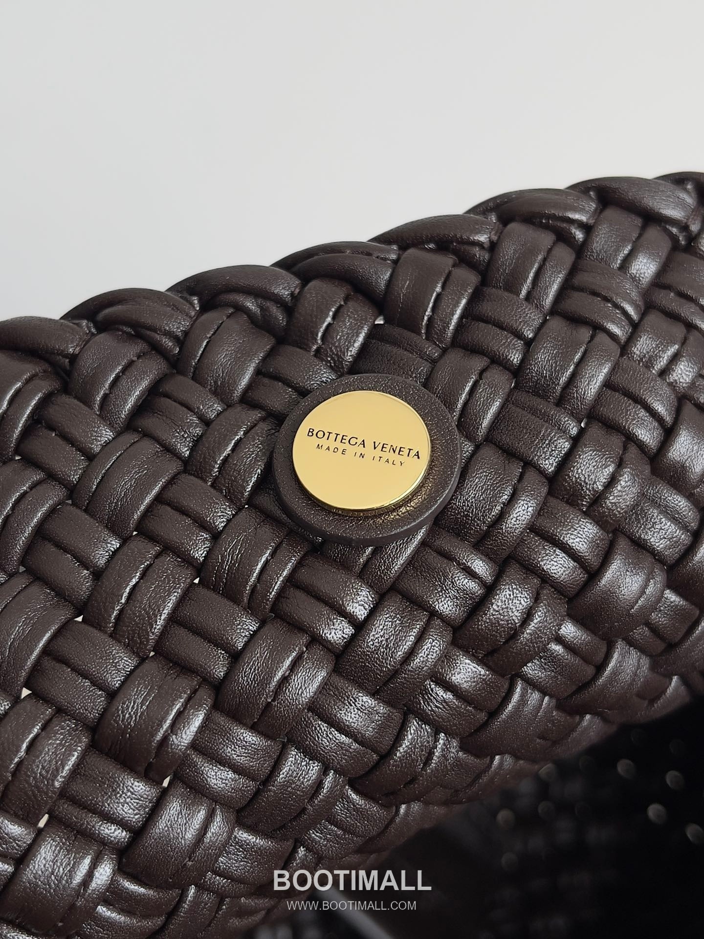 Bottega Veneta Tosca Intrecciato Nappa Leather Shoulder Bag 보테가베네타 토스카 인트레치아토 나파 숄더백 27cm 9