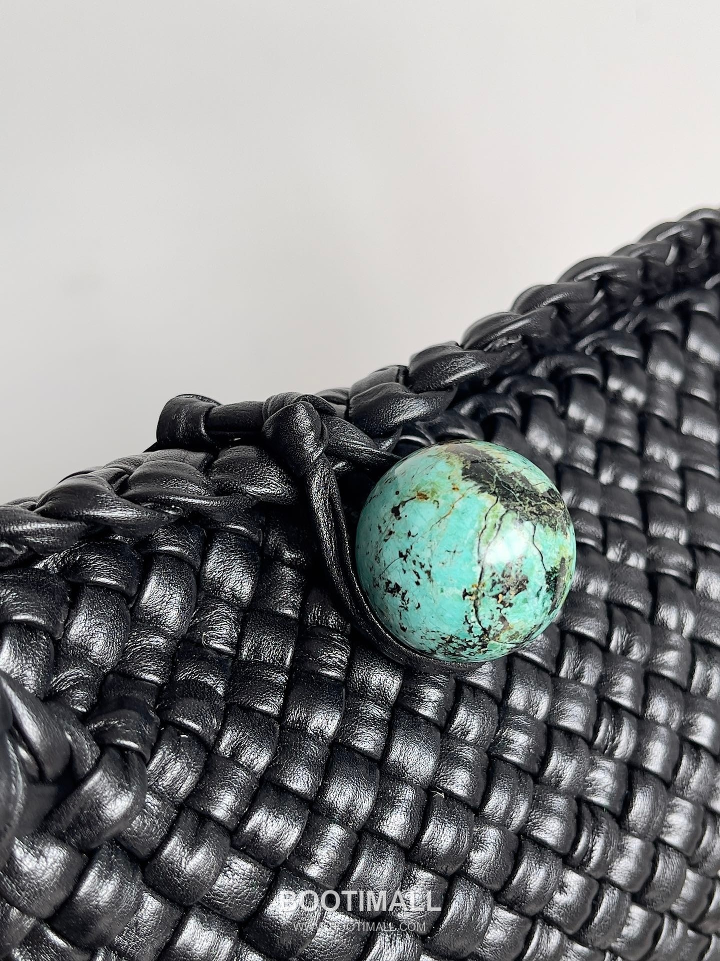 Bottega Veneta Tosca Intrecciato Nappa Leather Shoulder Bag 보테가베네타 토스카 인트레치아토 나파 숄더백 27cm 5