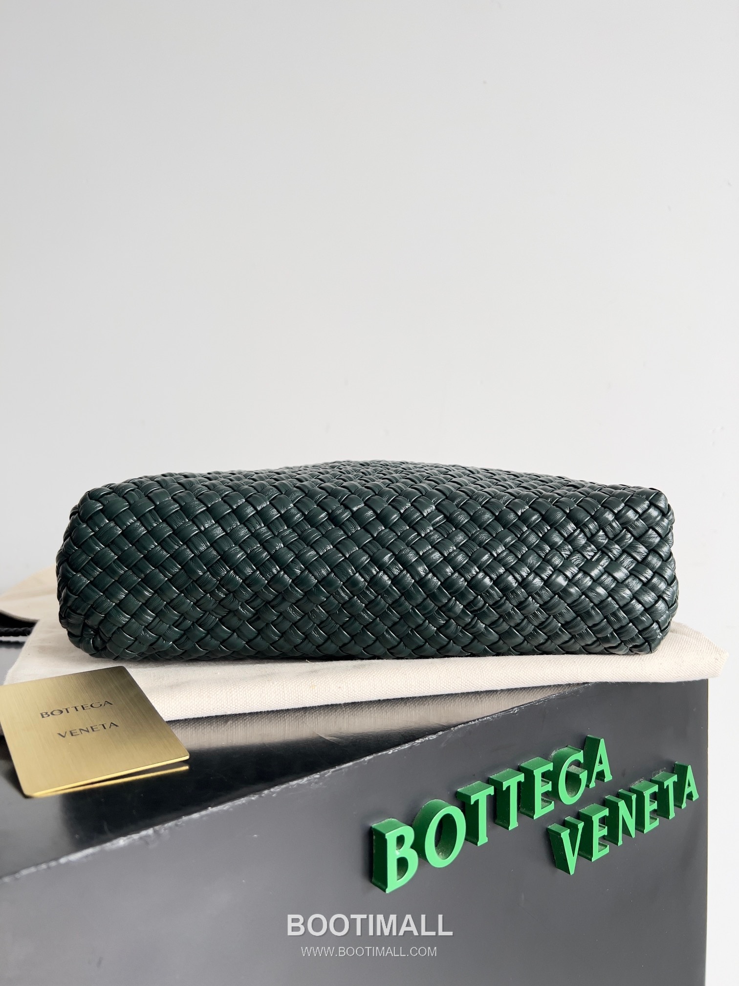 Bottega Veneta Tosca Intrecciato Nappa Leather Shoulder Bag 보테가베네타 토스카 인트레치아토 나파 숄더백 27cm 2