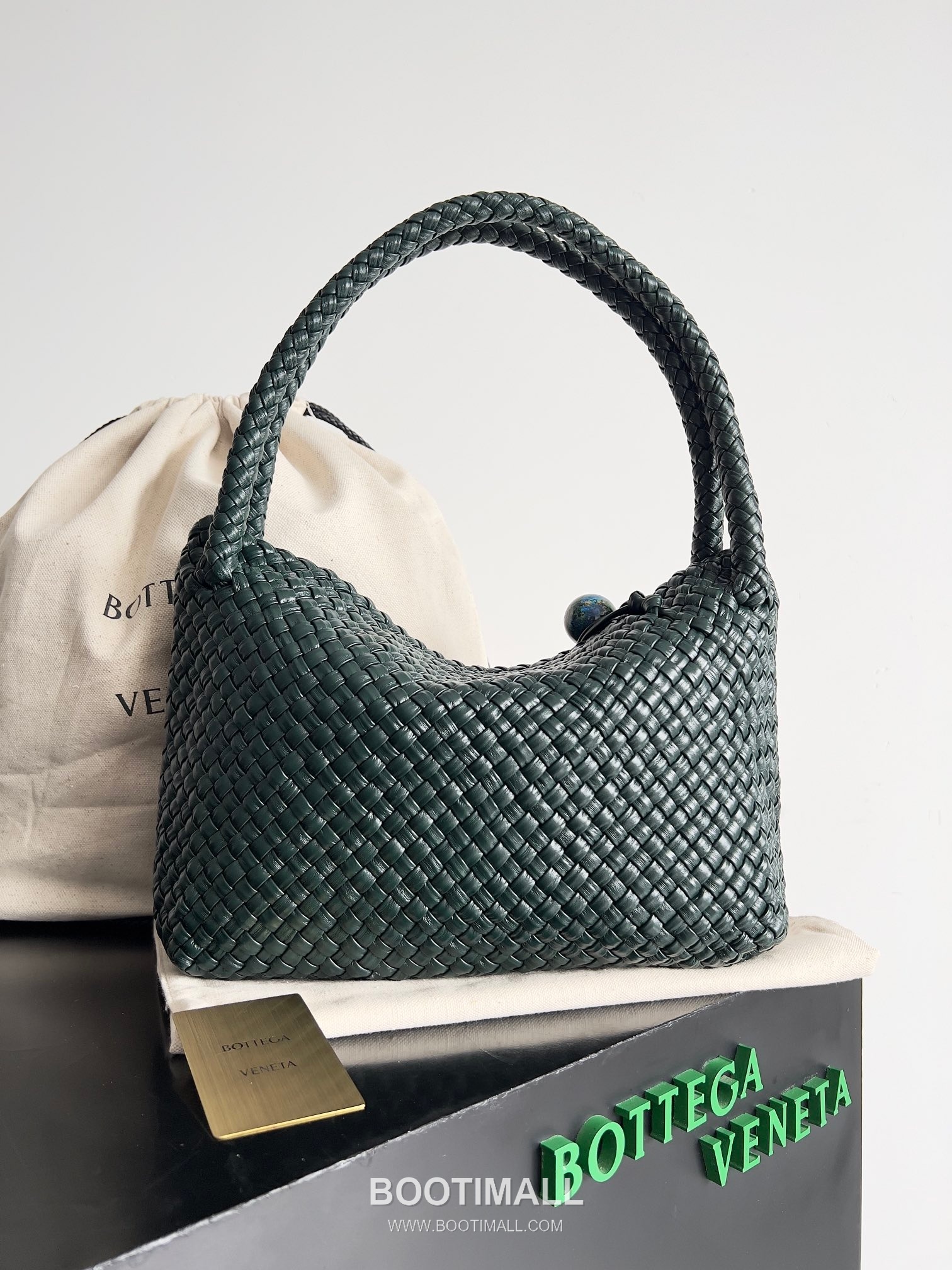 Bottega Veneta Tosca Intrecciato Nappa Leather Shoulder Bag 보테가베네타 토스카 인트레치아토 나파 숄더백 27cm 3