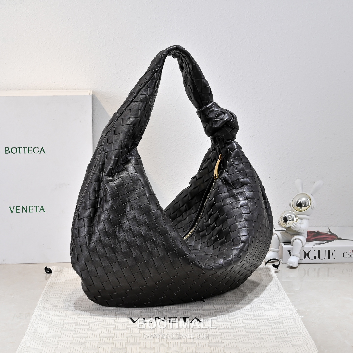 Bottega Veneta Jodie Intrecciato Nappa Leather Large Hobo Bag 보테가베네타 조디 인트레치아토 나파 라지 호보백 54cm 2