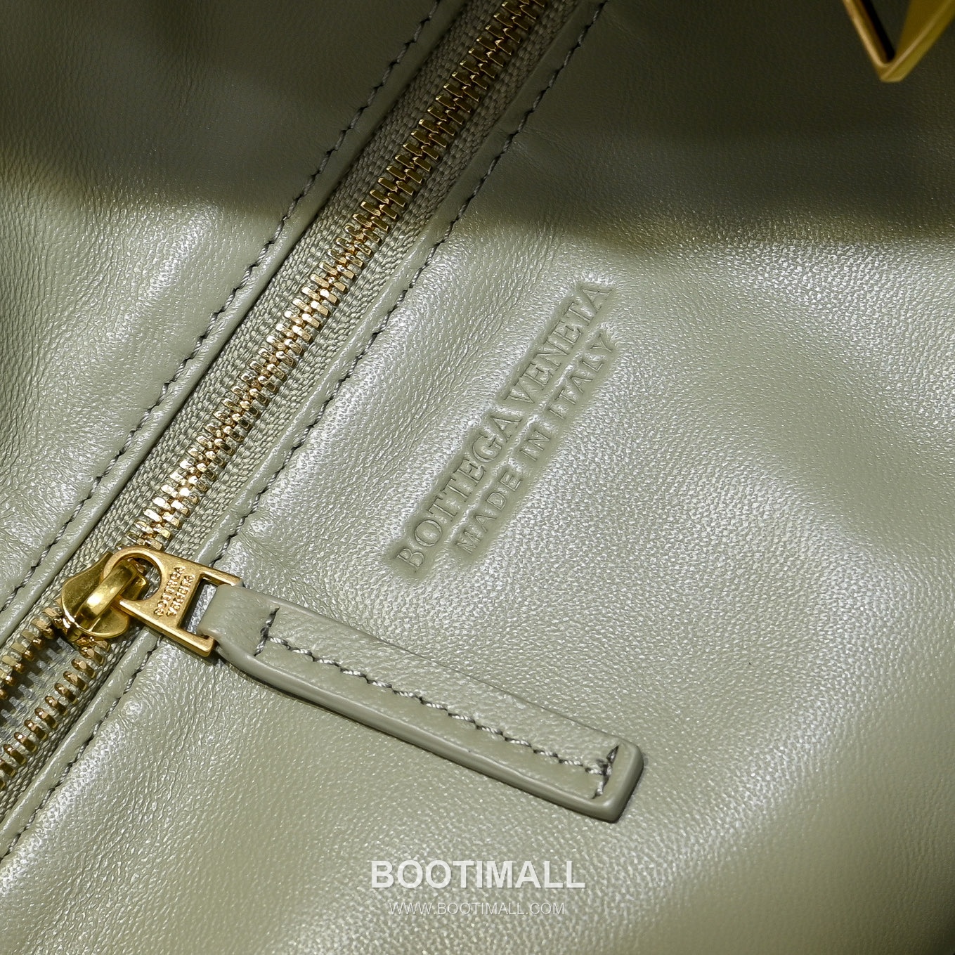 Bottega Veneta Jodie Intrecciato Nappa Leather Large Hobo Bag 보테가베네타 조디 인트레치아토 나파 라지 호보백 54cm 8