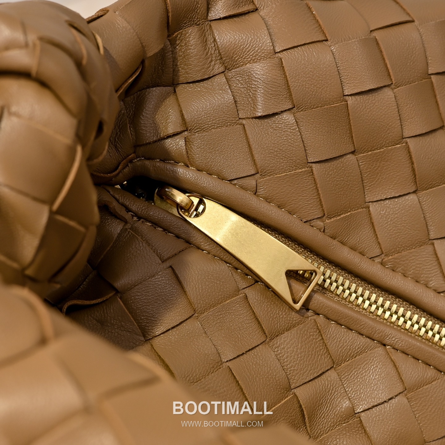 Bottega Veneta Jodie Intrecciato Nappa Leather Large Hobo Bag 보테가베네타 조디 인트레치아토 나파 라지 호보백 54cm 6