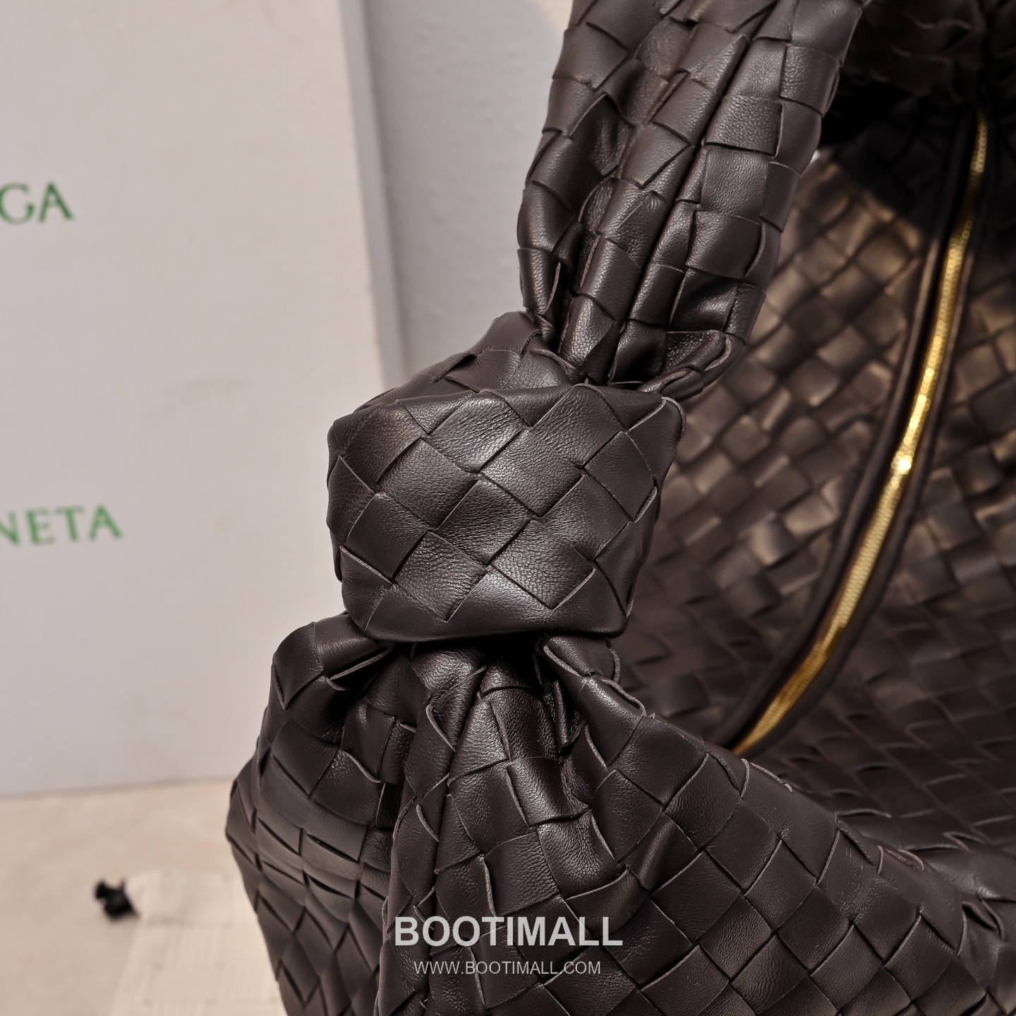 Bottega Veneta Jodie Intrecciato Nappa Leather Large Hobo Bag 보테가베네타 조디 인트레치아토 나파 라지 호보백 54cm 5