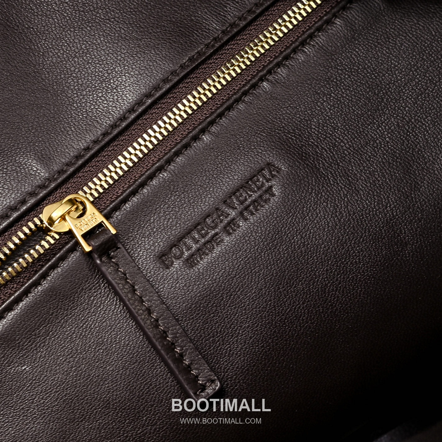 Bottega Veneta Jodie Intrecciato Nappa Leather Large Hobo Bag 보테가베네타 조디 인트레치아토 나파 라지 호보백 54cm 8