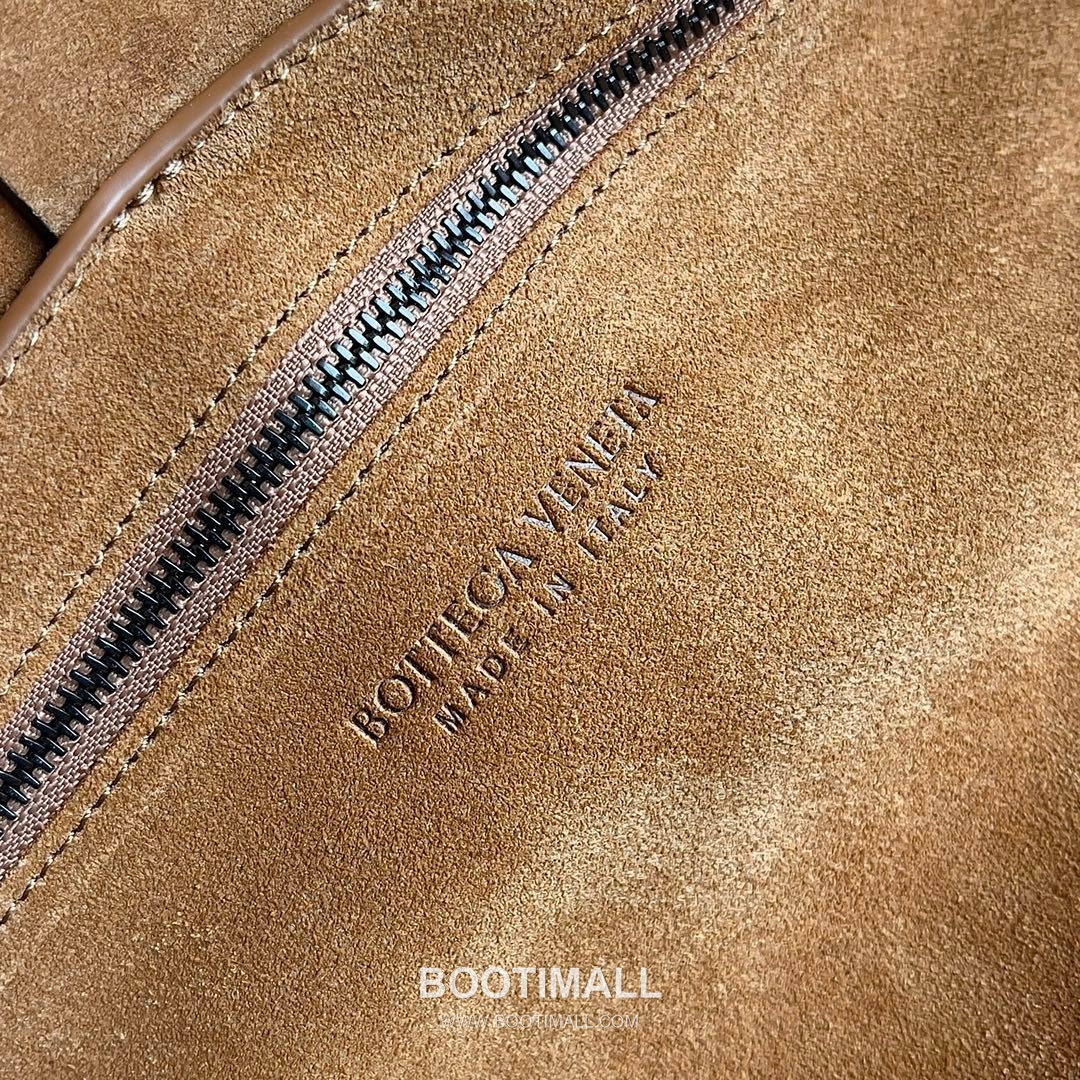 Bottega Veneta Arco Intrecciato Calfskin Leather Tote Bag 보테가베네타 아르코 인트레치아토 카프스킨 토트백 47cm 9