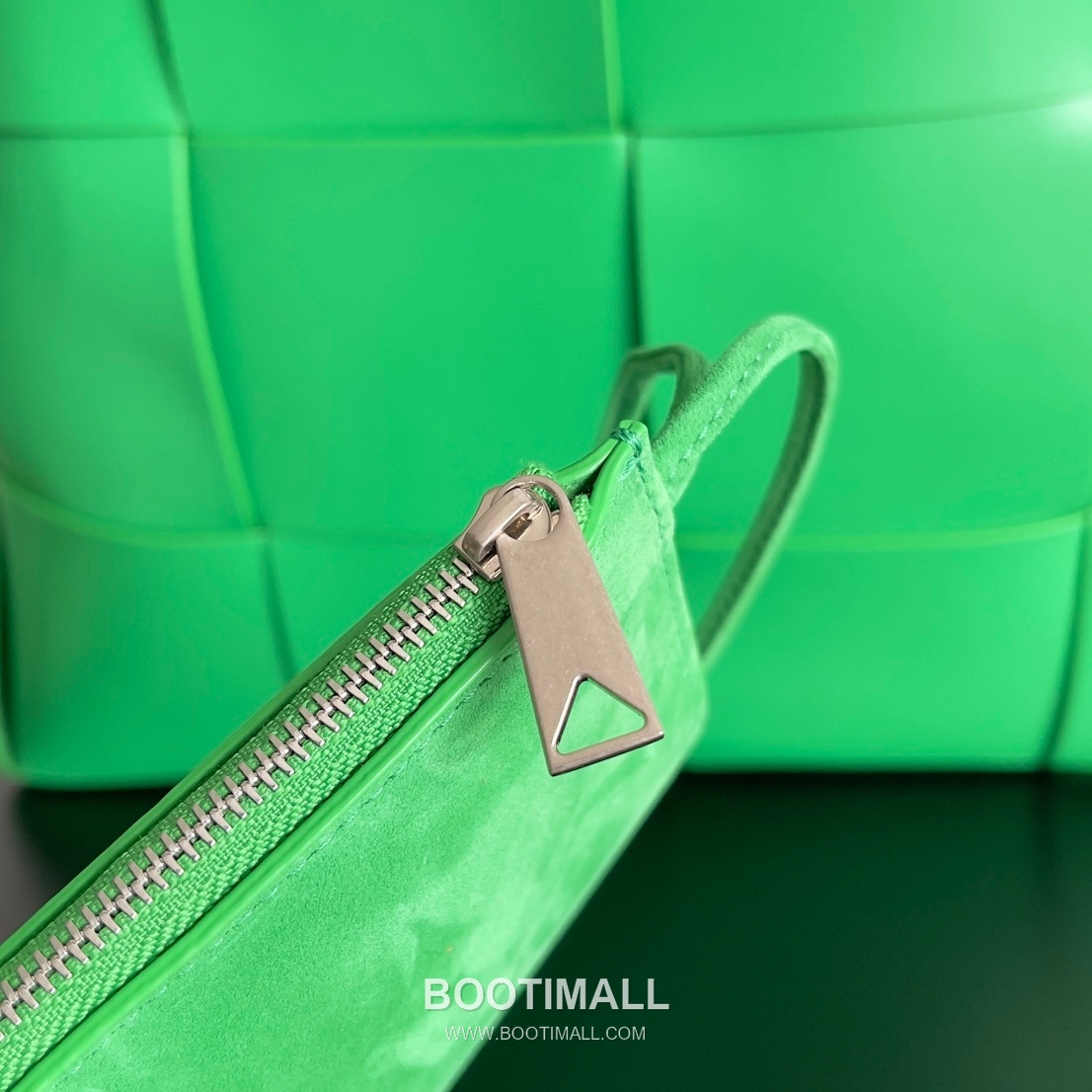 Bottega Veneta Arco Intrecciato Calfskin Leather Tote Bag 보테가베네타 아르코 인트레치아토 카프스킨 토트백 47cm 7