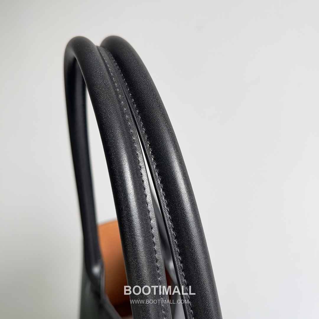 Bottega Veneta Arco Intrecciato Calfskin Leather Tote Bag 보테가베네타 아르코 인트레치아토 카프스킨 토트백 47cm 5