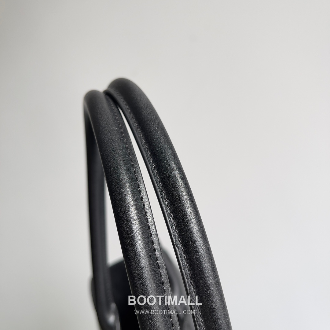 Bottega Veneta Arco Intrecciato Calfskin Leather Tote Bag 보테가베네타 아르코 인트레치아토 카프스킨 토트백 47cm 5