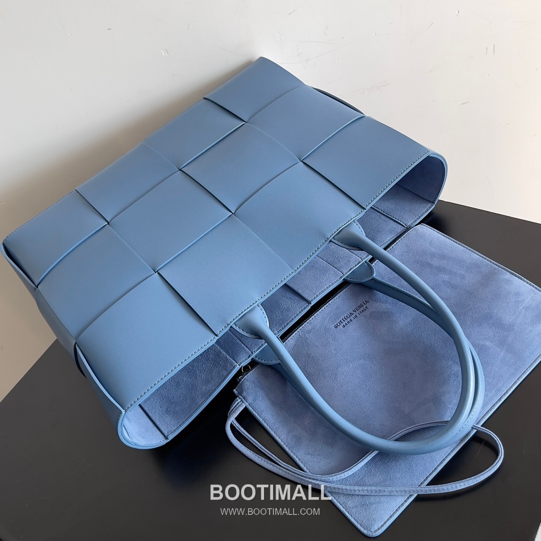 Bottega Veneta Arco Intrecciato Calfskin Leather Tote Bag 보테가베네타 아르코 인트레치아토 카프스킨 토트백 38cm 5