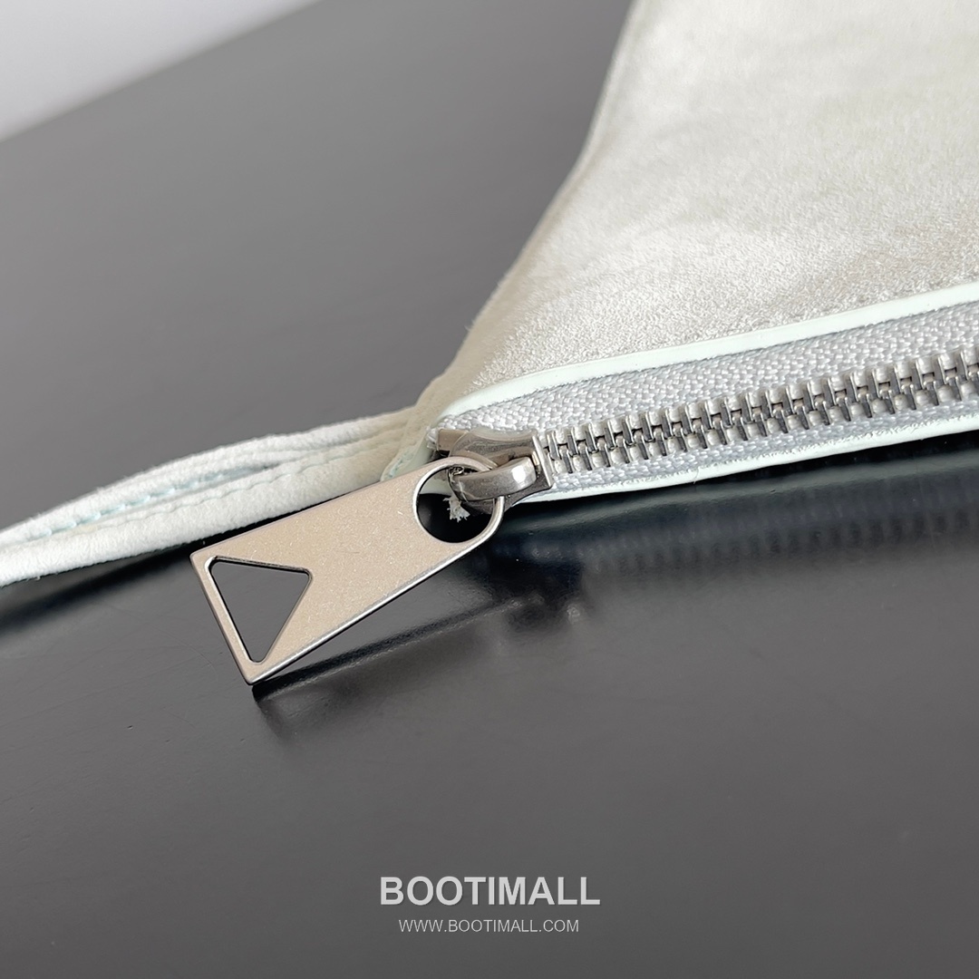 Bottega Veneta Arco Intrecciato Calfskin Leather Tote Bag 보테가베네타 아르코 인트레치아토 카프스킨 토트백 38cm 9