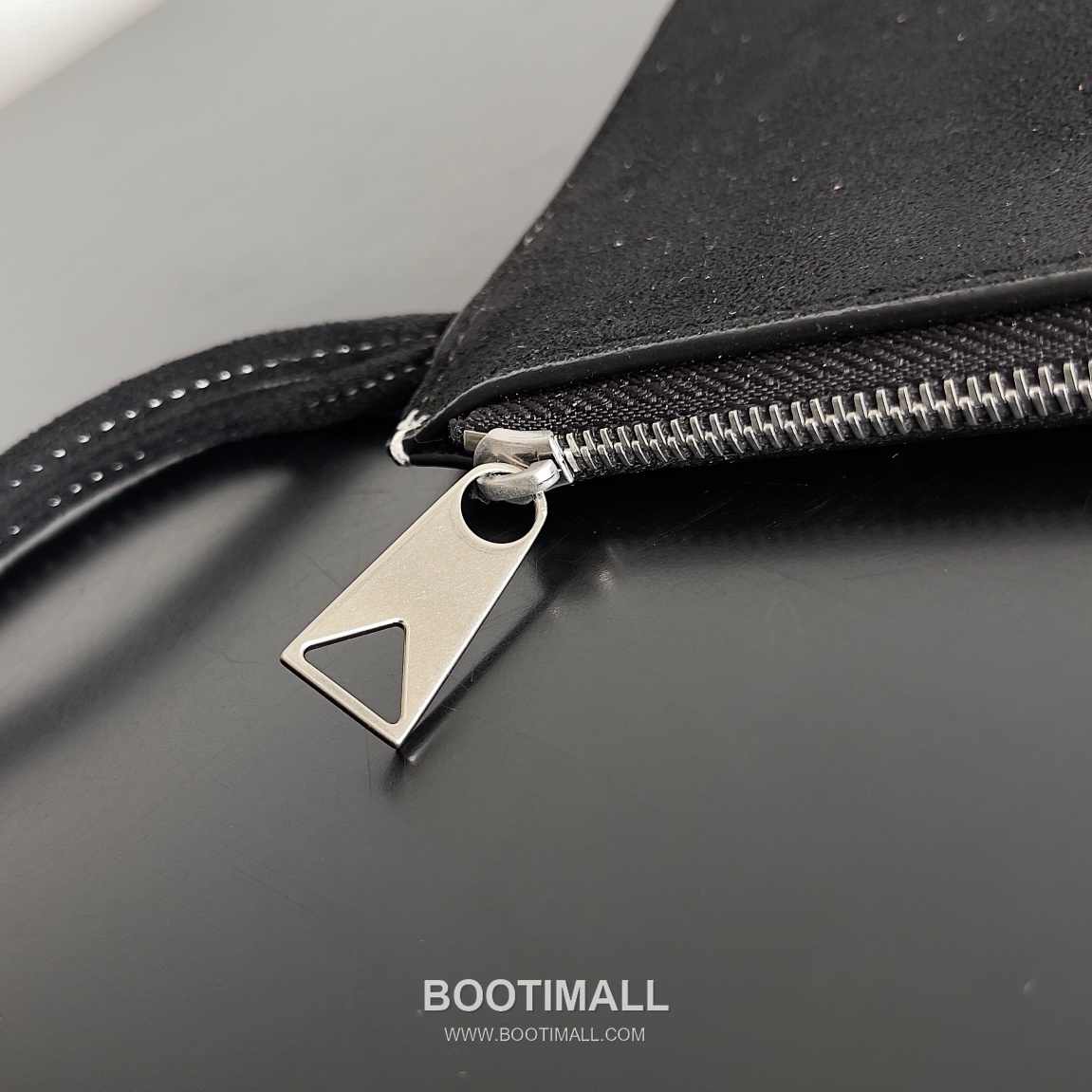 Bottega Veneta Arco Intrecciato Calfskin Leather Tote Bag 보테가베네타 아르코 인트레치아토 카프스킨 토트백 38cm 9