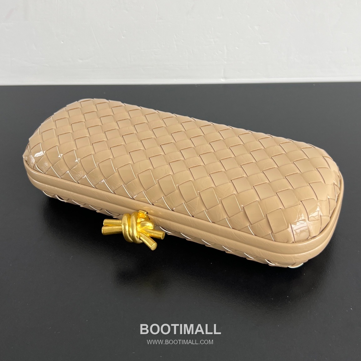 Bottega Veneta Knot Intrecciato Calfskin Evening Clutch Bag 보테가베네타 노트 인트레치아토 카프스킨 이브닝 클러치백 25cm 4
