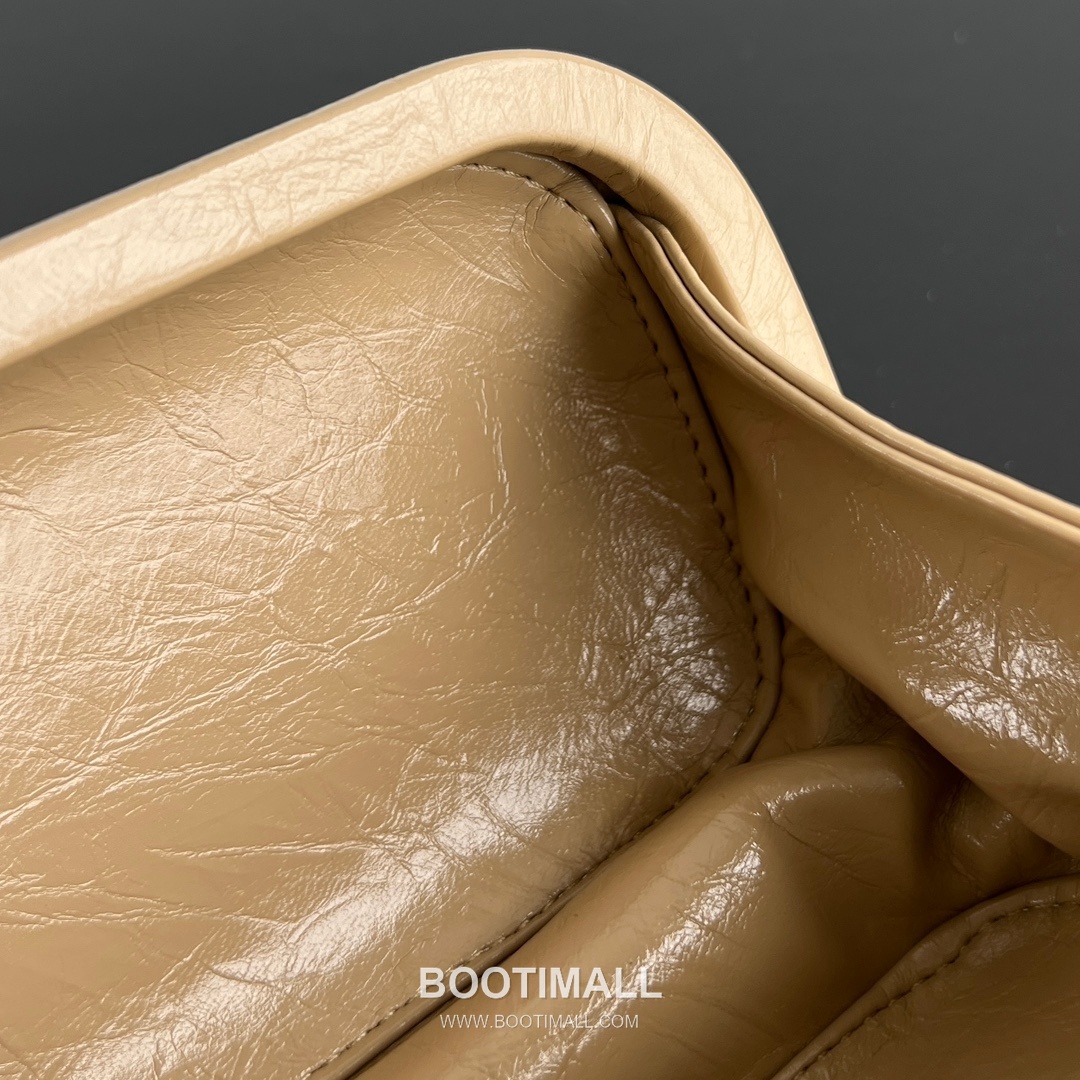 Bottega Veneta Knot Intrecciato Calfskin Evening Clutch Bag 보테가베네타 노트 인트레치아토 카프스킨 이브닝 클러치백 25cm 8