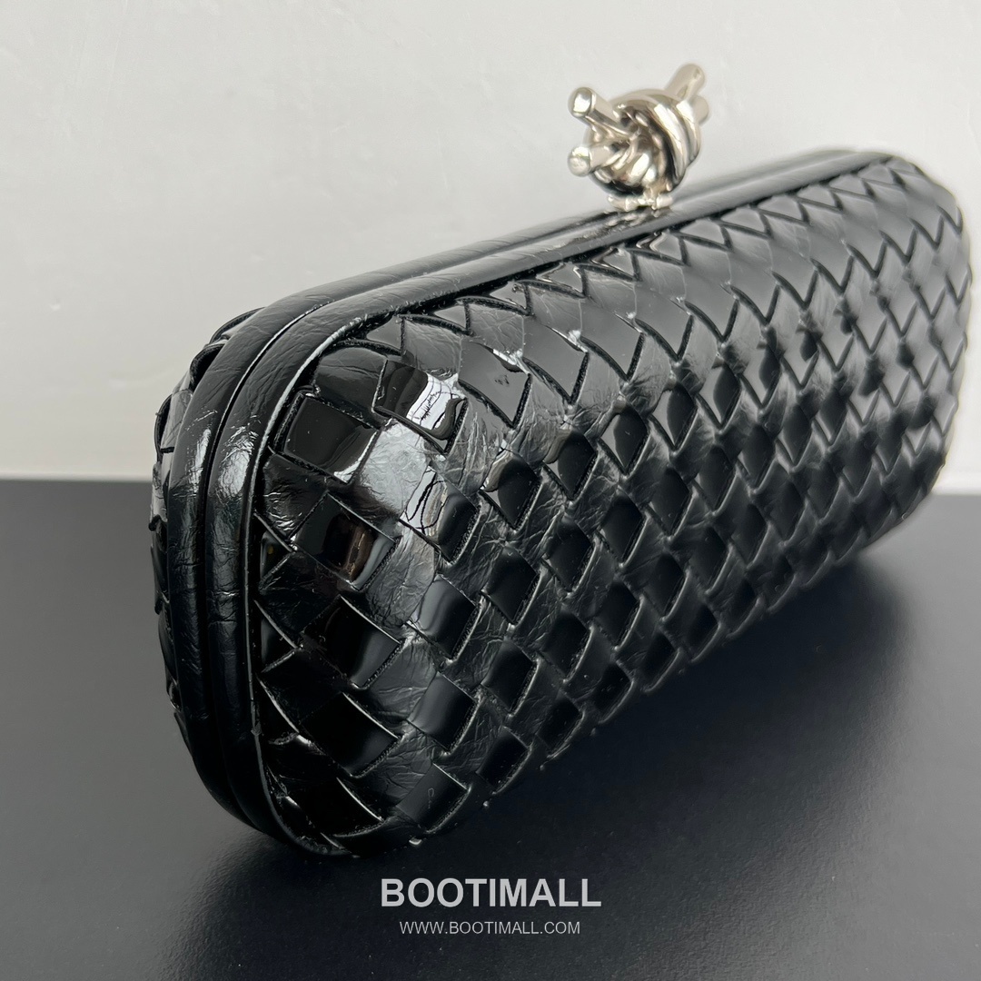 Bottega Veneta Knot Intrecciato Calfskin Evening Clutch Bag 보테가베네타 노트 인트레치아토 카프스킨 이브닝 클러치백 25cm 2