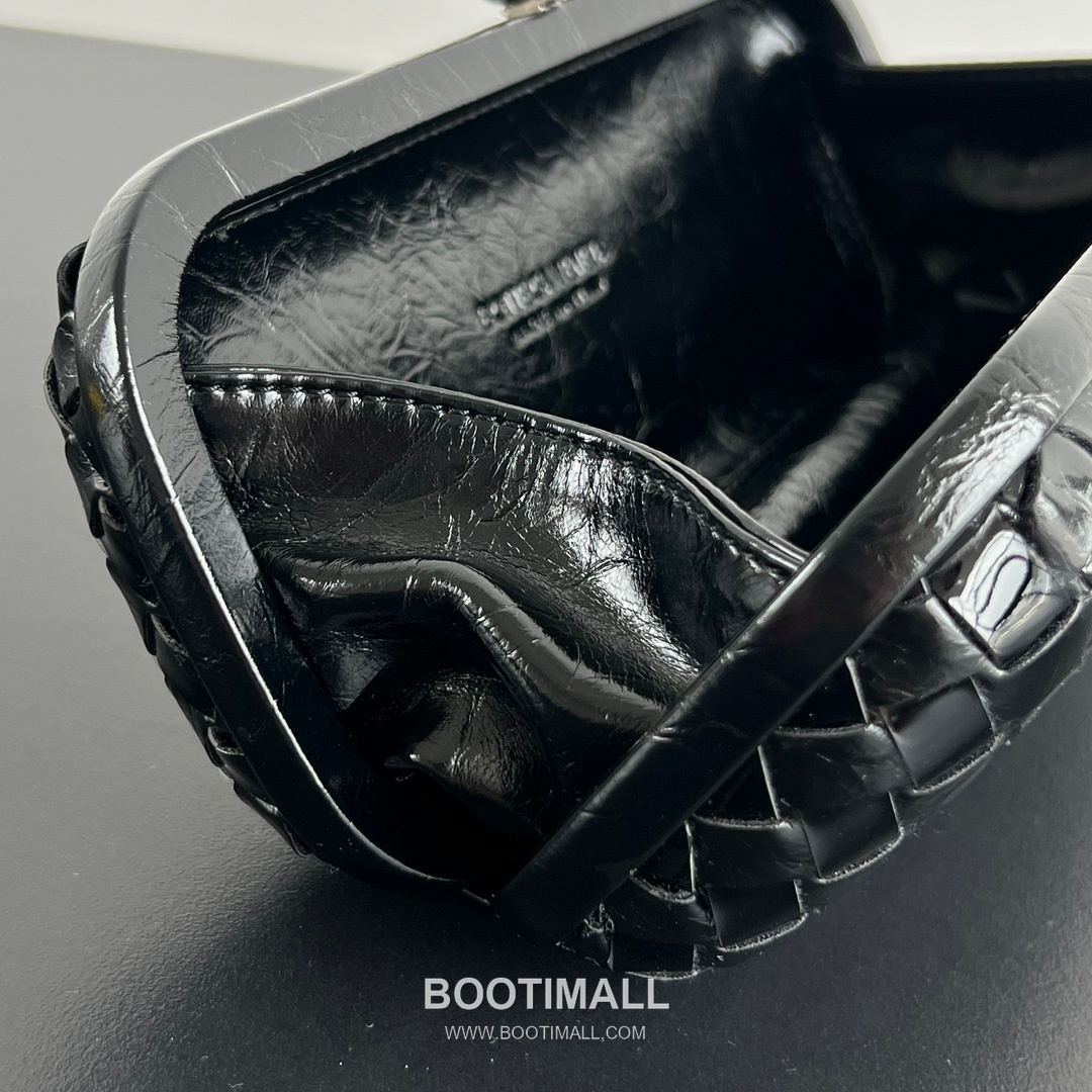 Bottega Veneta Knot Intrecciato Calfskin Evening Clutch Bag 보테가베네타 노트 인트레치아토 카프스킨 이브닝 클러치백 25cm 7
