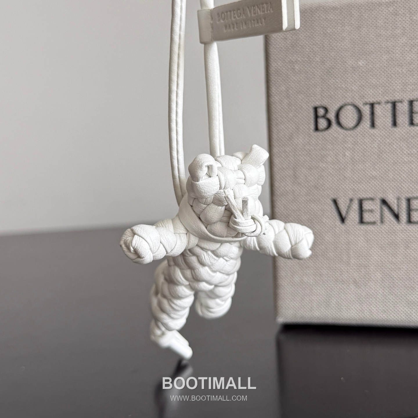 Bottega Veneta Intrecciato Leather Cat Charm 보테가 베네타 인트레치아토 레더 캣 참 2