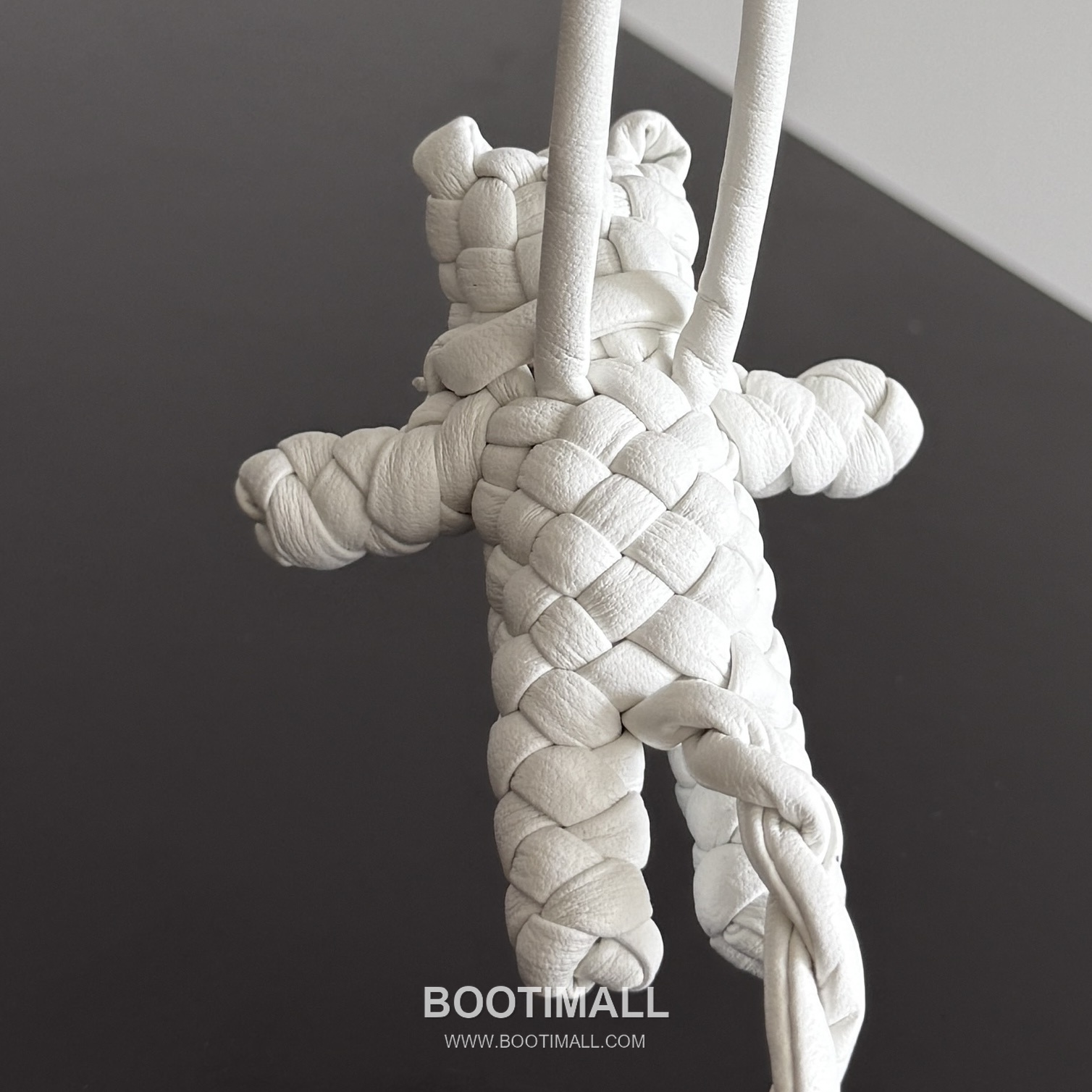 Bottega Veneta Intrecciato Leather Cat Charm 보테가 베네타 인트레치아토 레더 캣 참 9