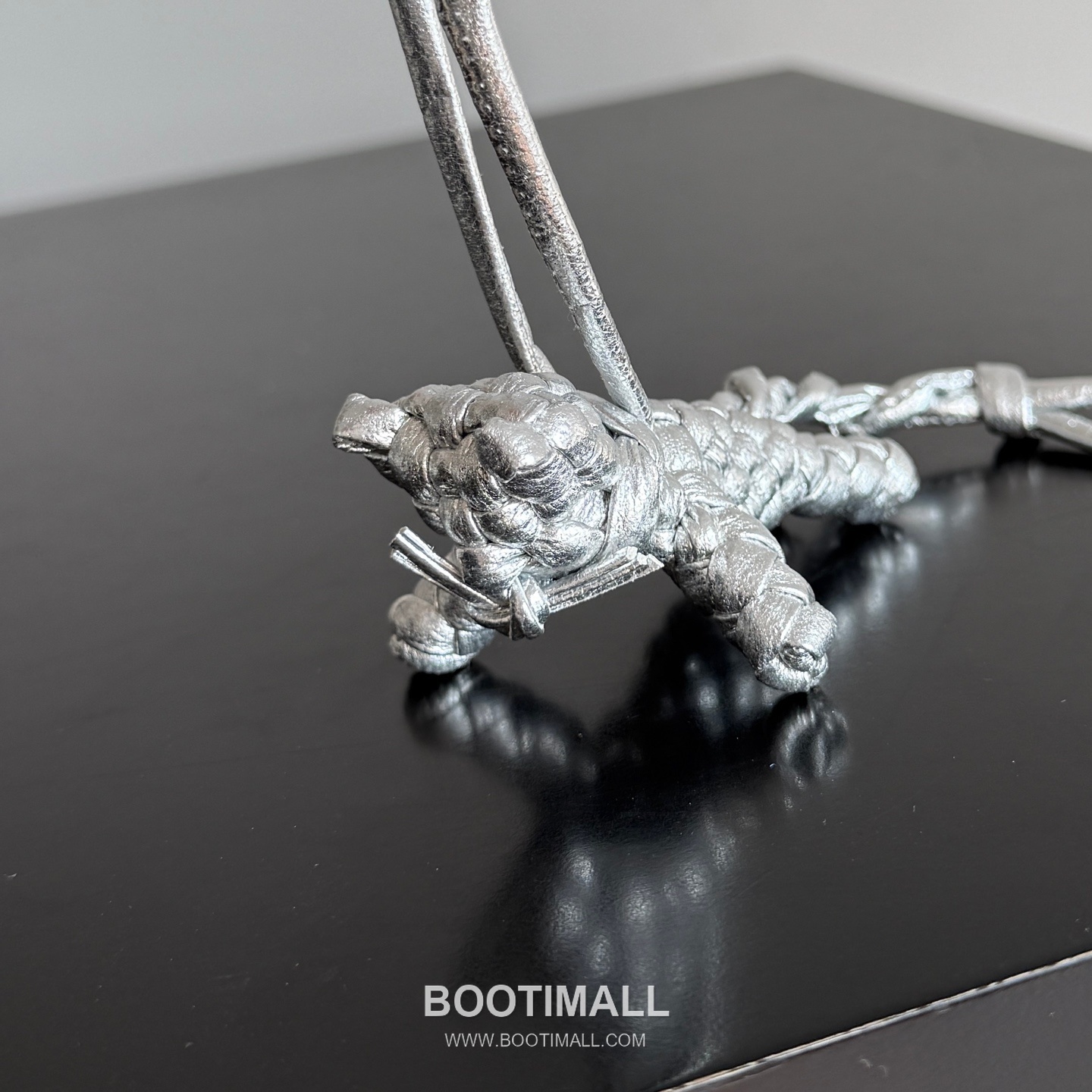 Bottega Veneta Intrecciato Leather Cat Charm 보테가 베네타 인트레치아토 레더 캣 참 5