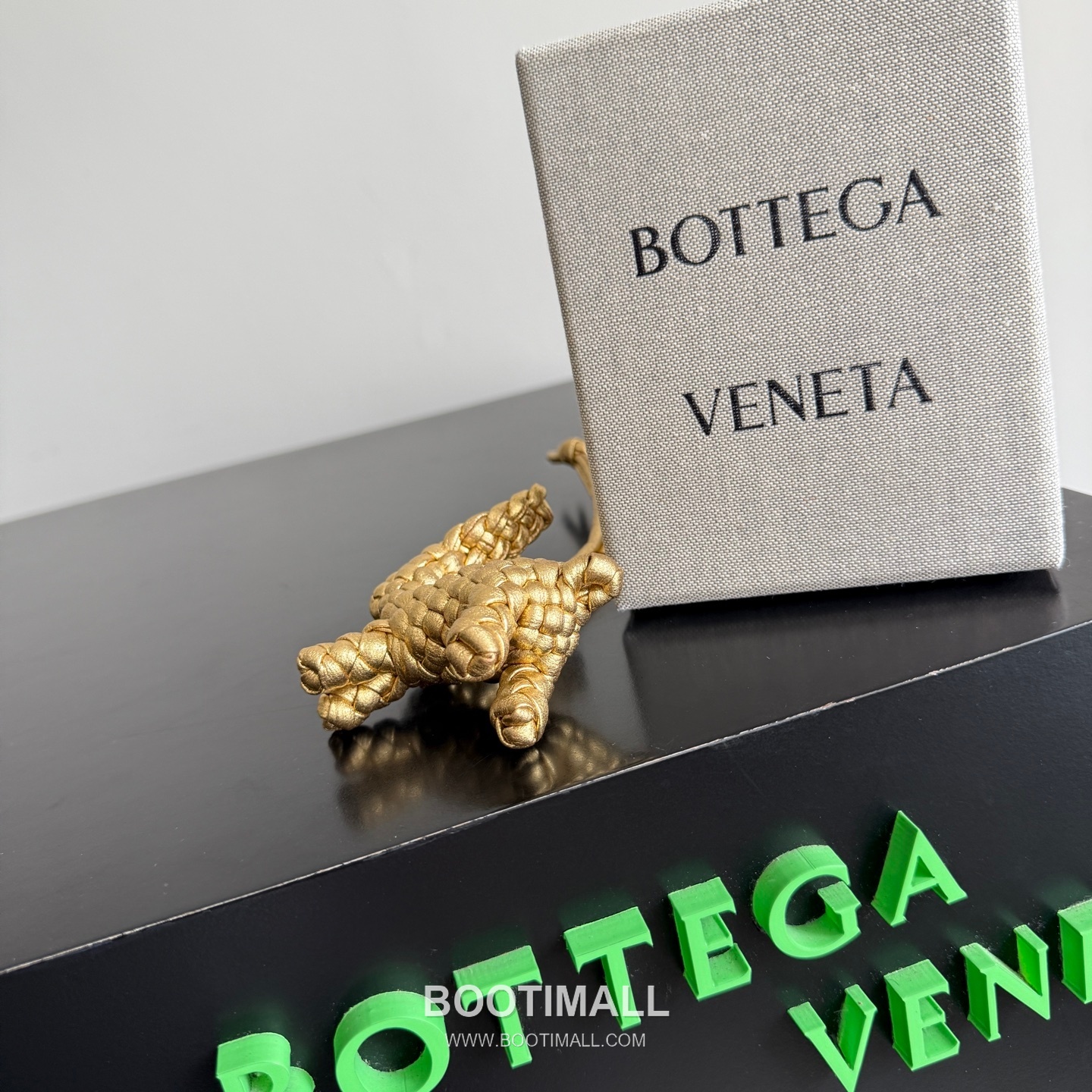 Bottega Veneta Intrecciato Leather Rabbit Charm 보테가 베네타 인트레치아토 레더 래빗 백 참 4
