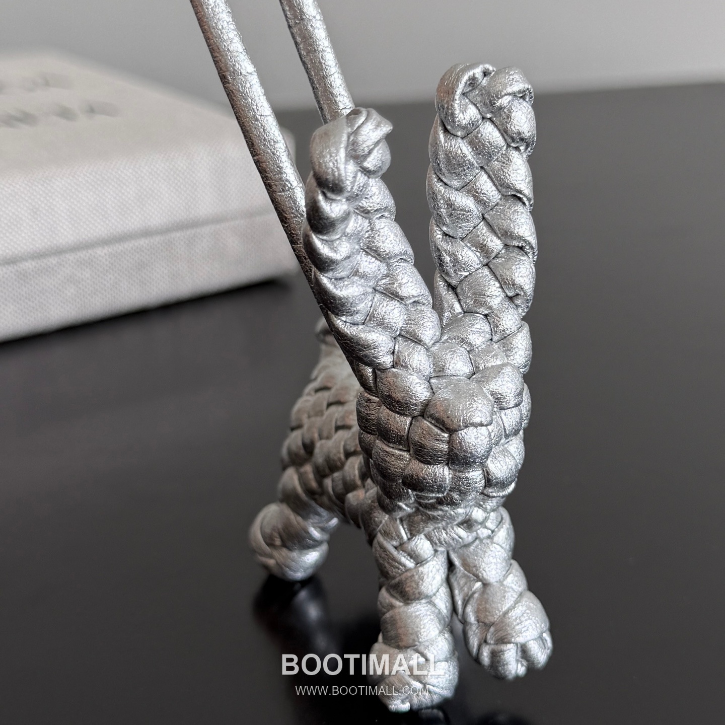 Bottega Veneta Intrecciato Leather Rabbit Charm 보테가 베네타 인트레치아토 레더 래빗 백 참 9